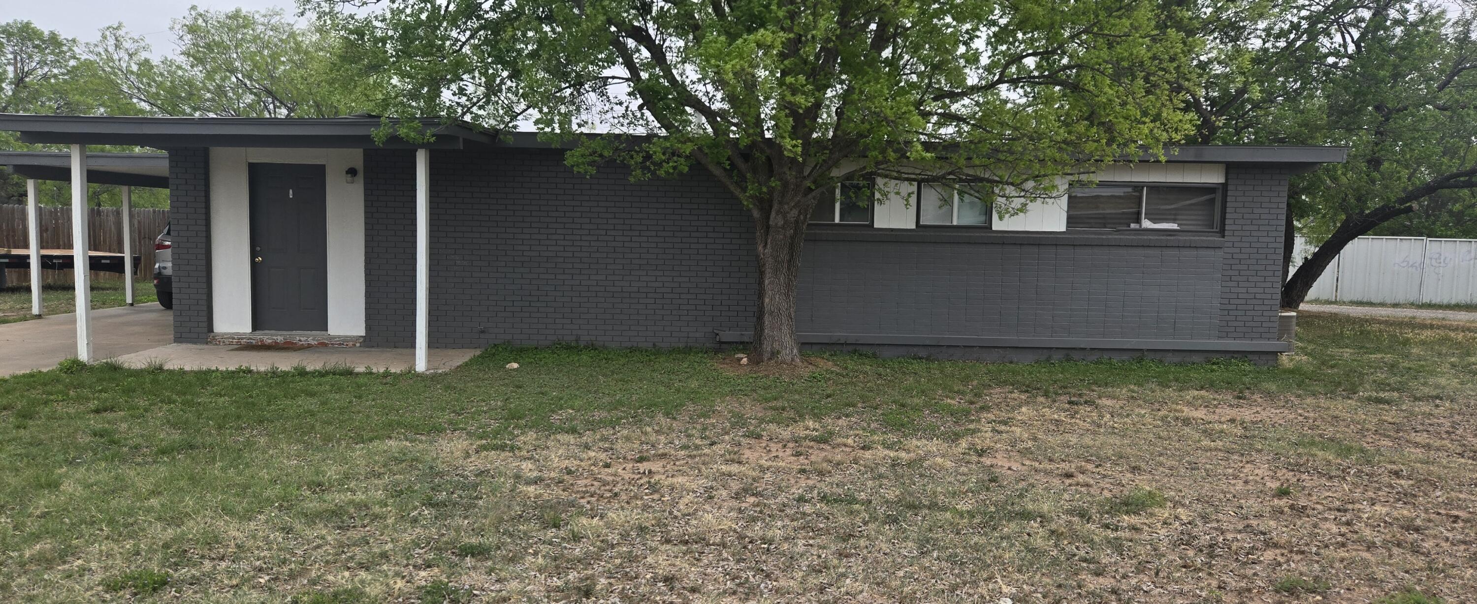 2510 Lakeside Avenue Property Photo 4