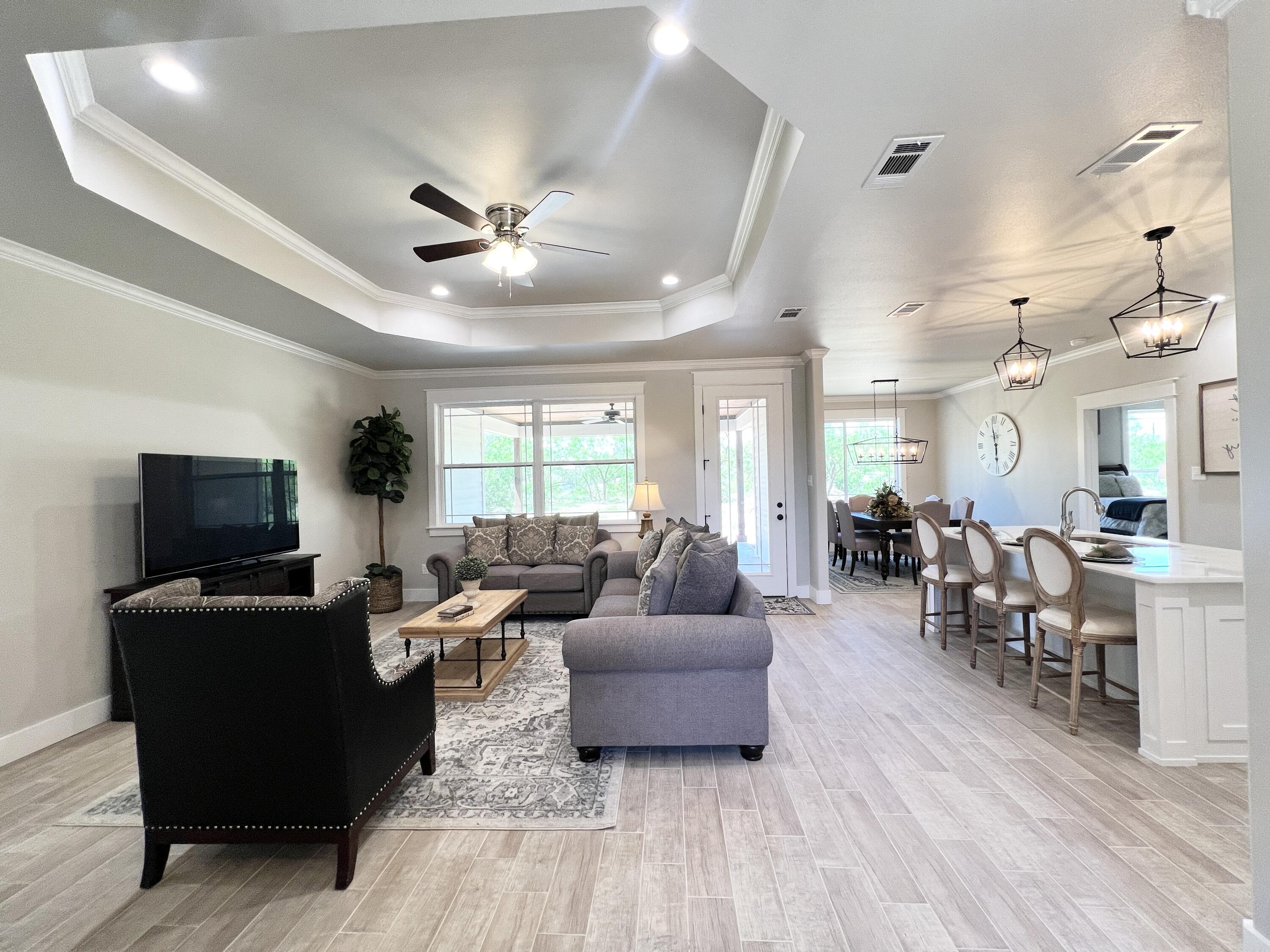1625 Stone Meadow Lane Property Photo 3