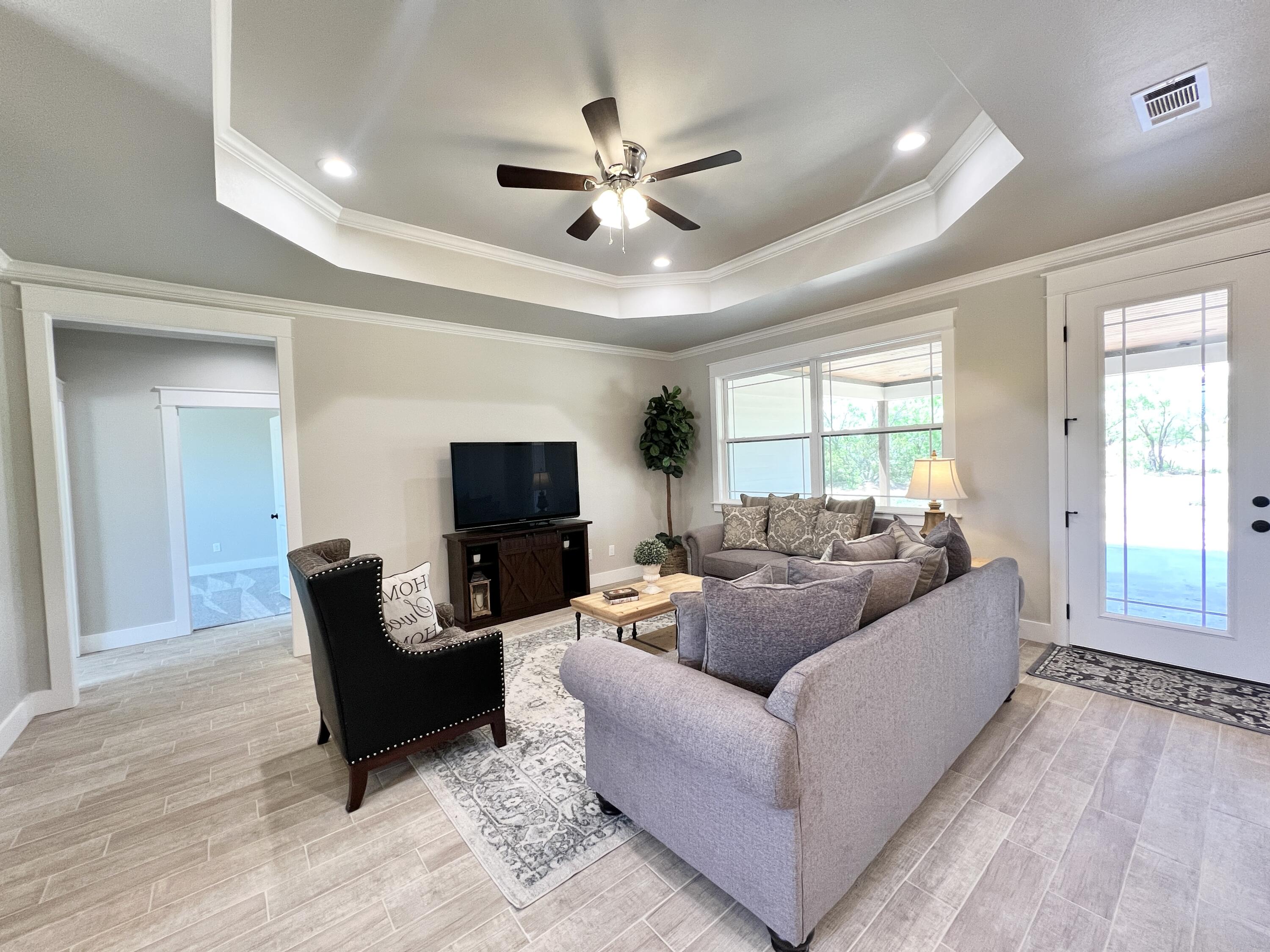 1625 Stone Meadow Lane Property Photo 4