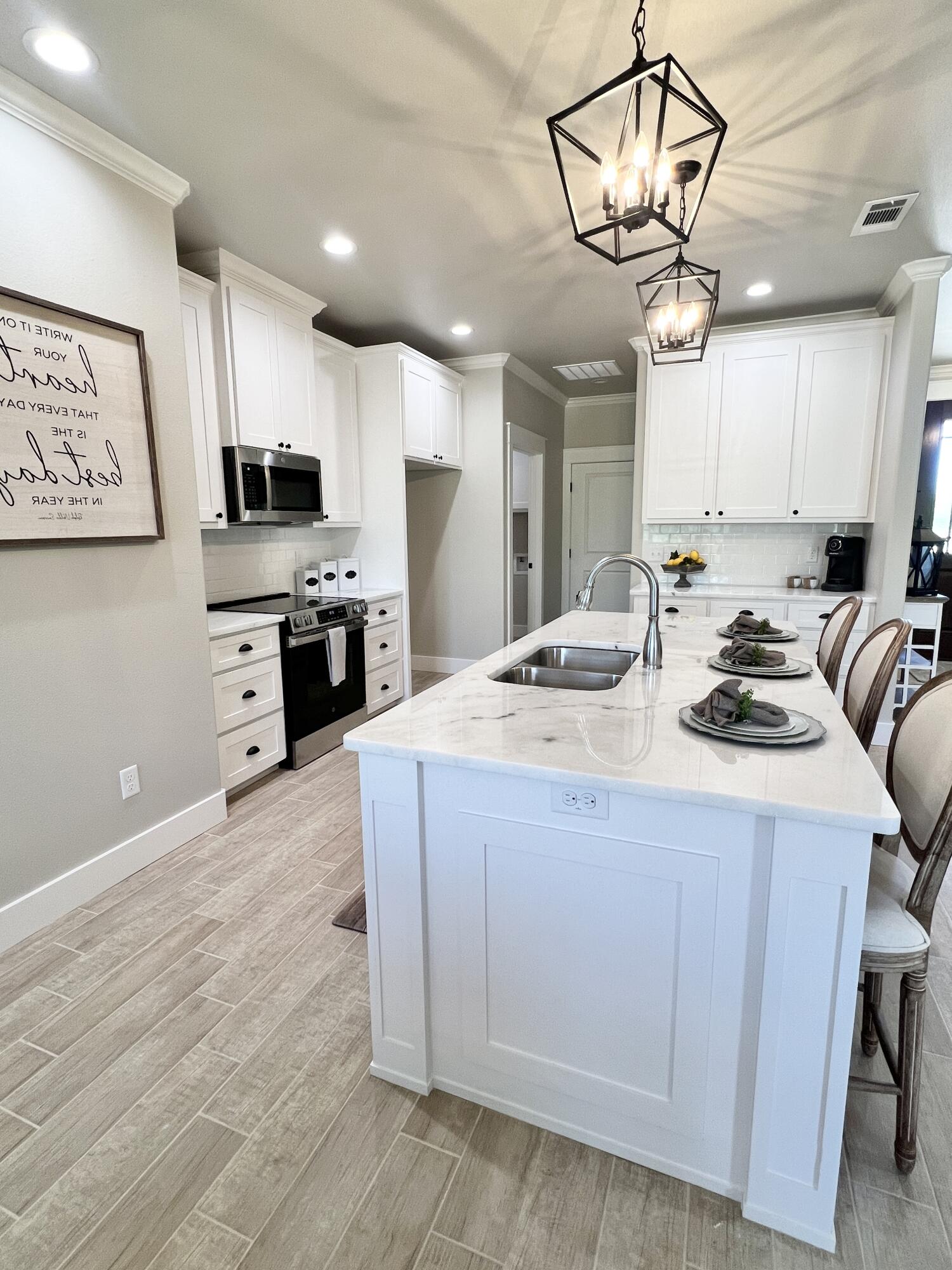 1625 Stone Meadow Lane Property Photo 8