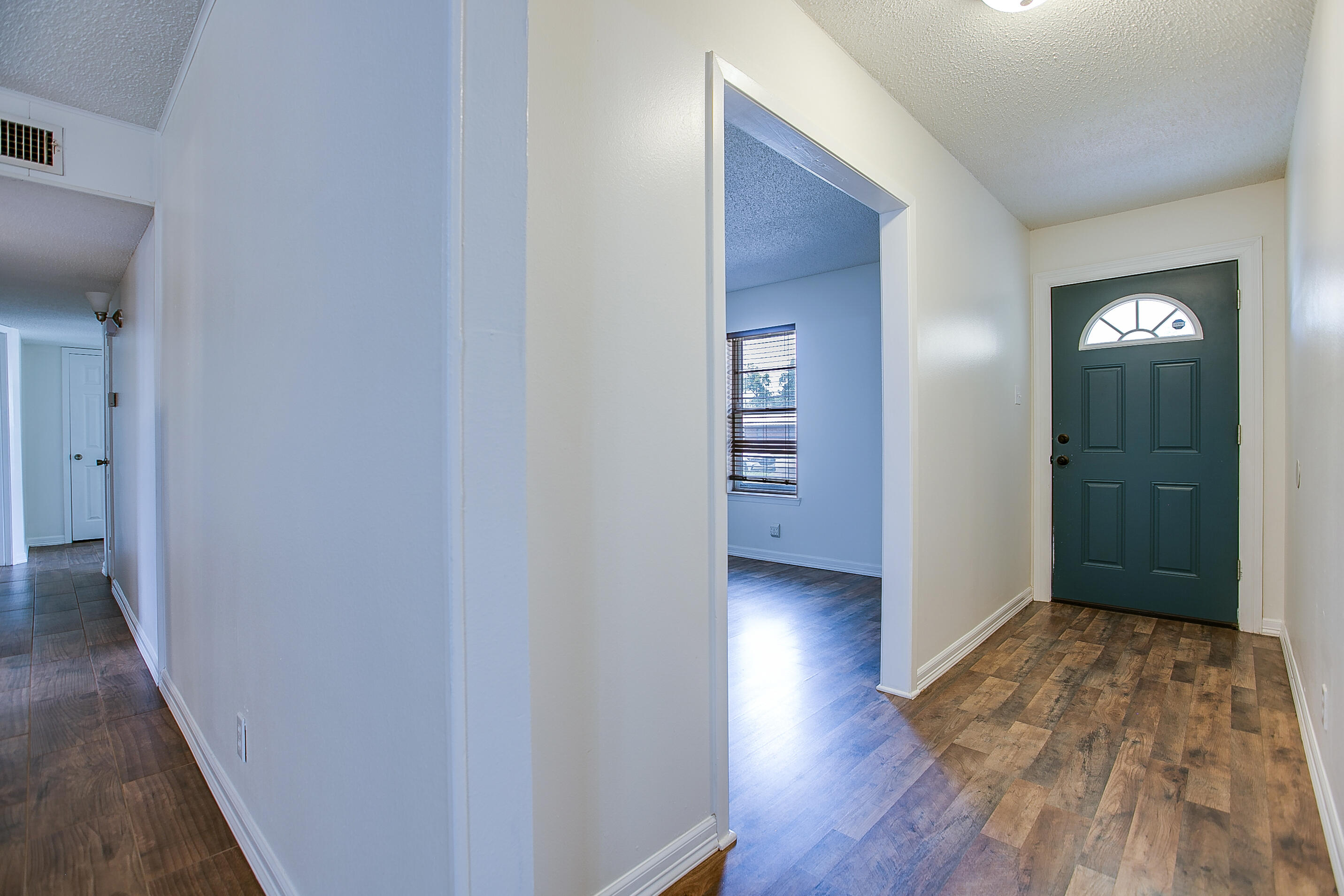 230 Nottingham Trail Property Photo 6