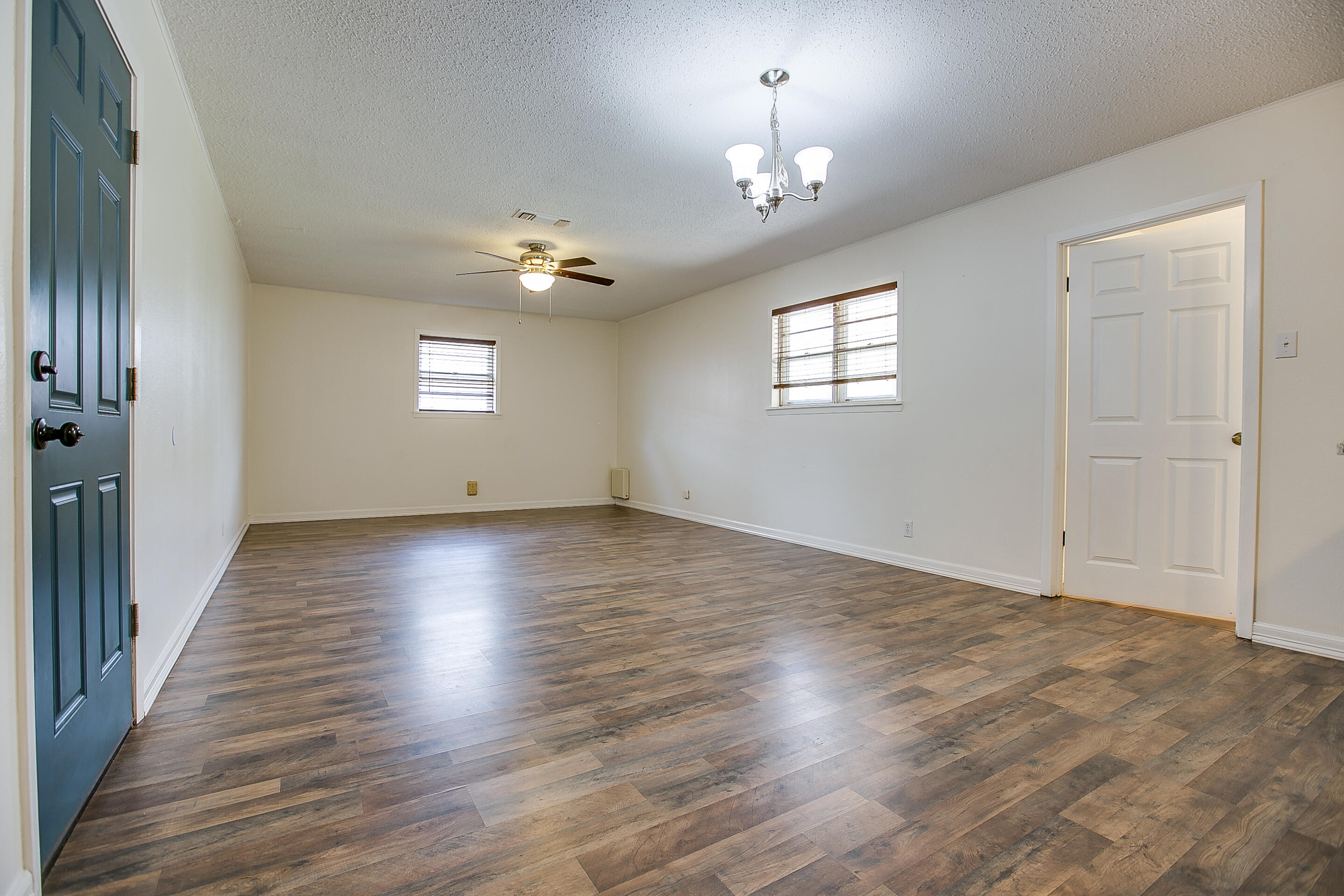 230 Nottingham Trail Property Photo 8