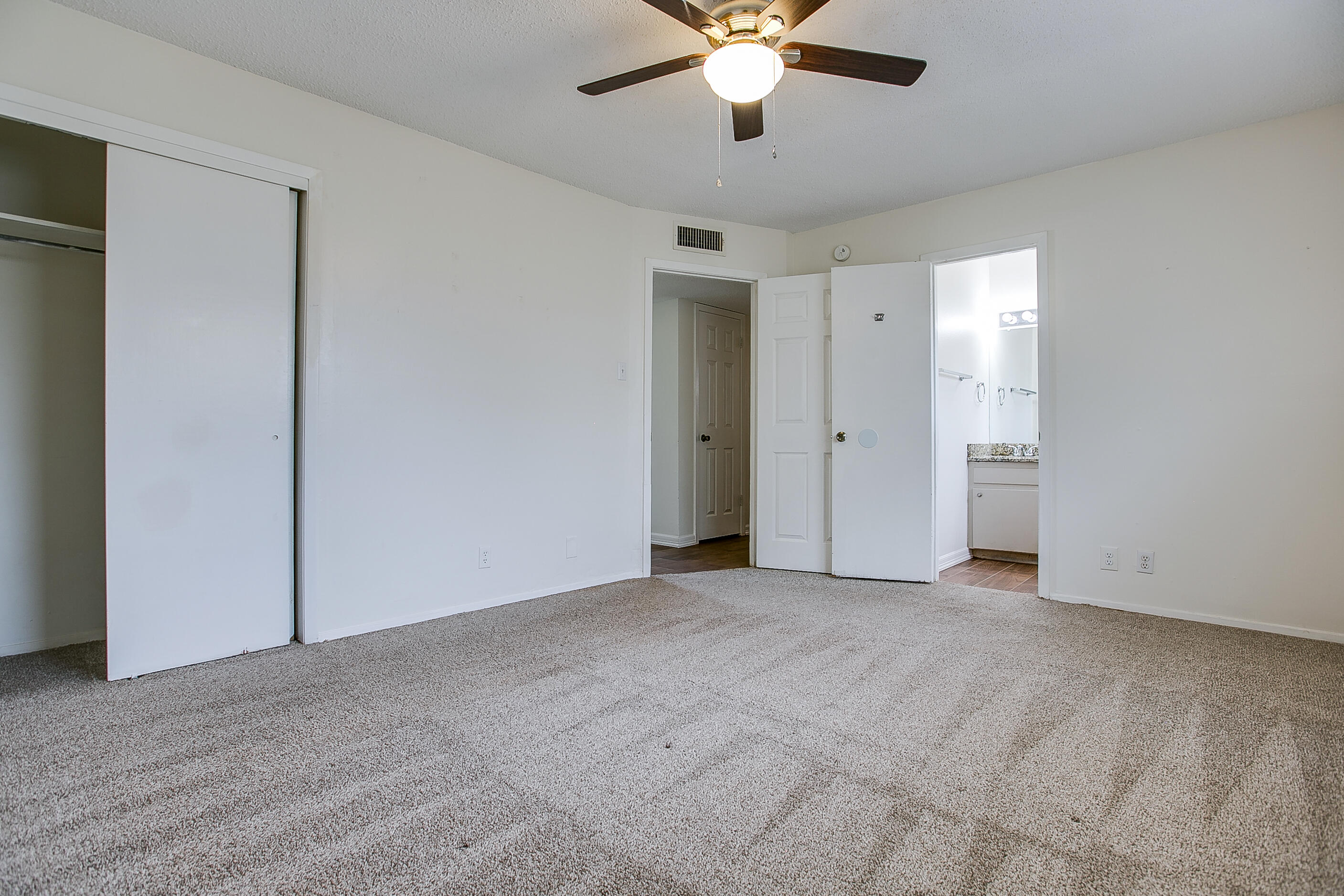 230 Nottingham Trail Property Photo 14