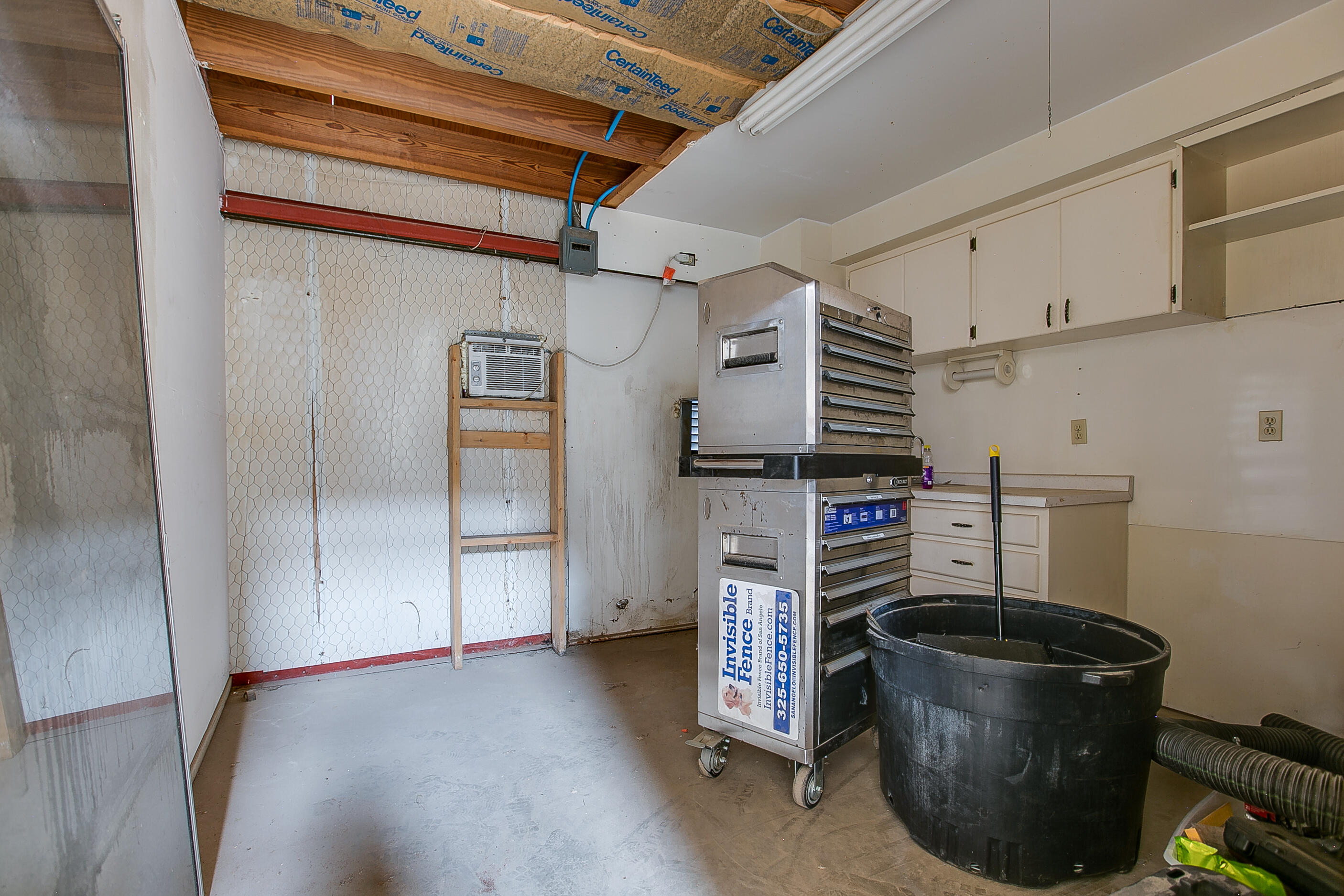 8 E 11th Street Property Photo 7