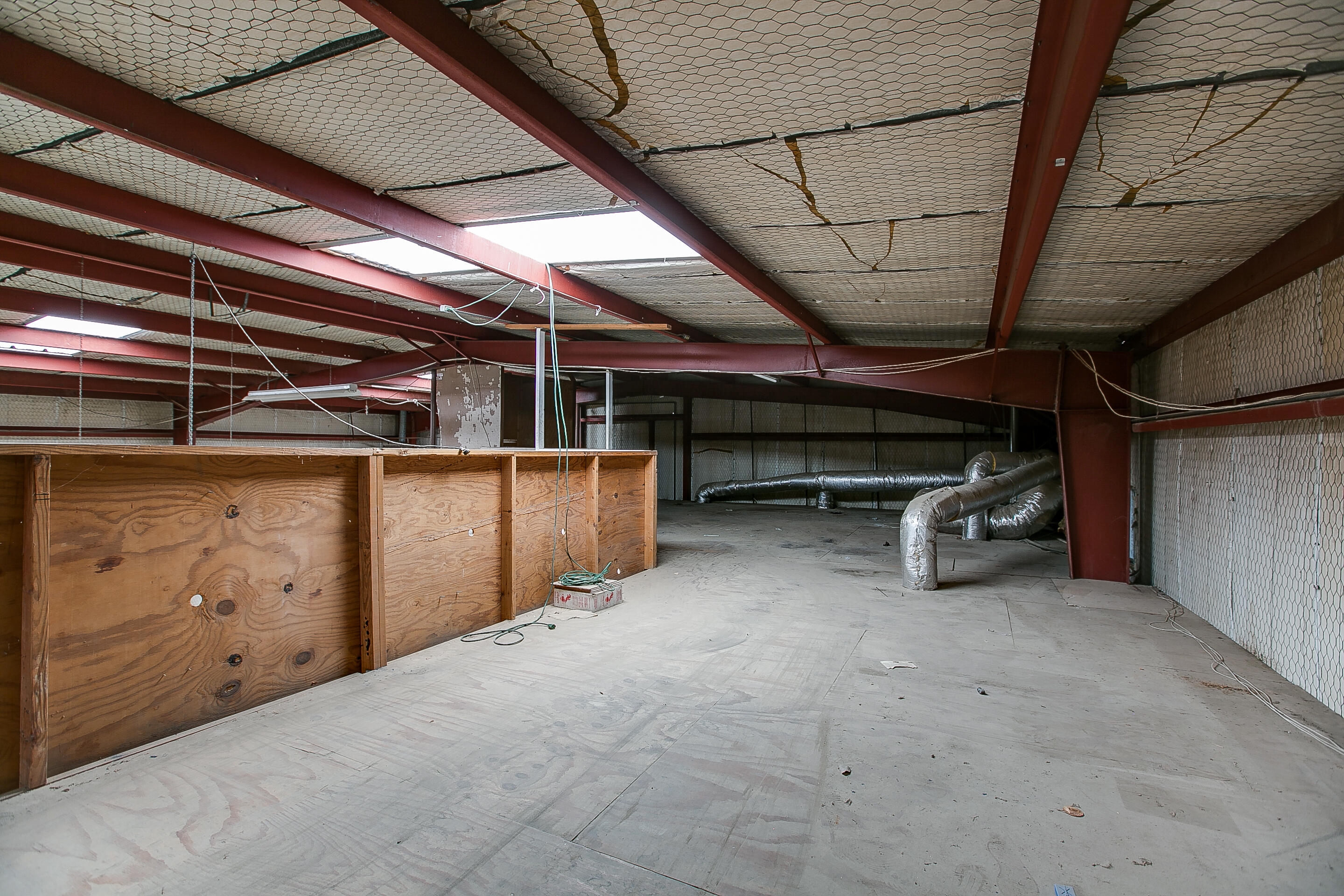 8 E 11th Street Property Photo 16