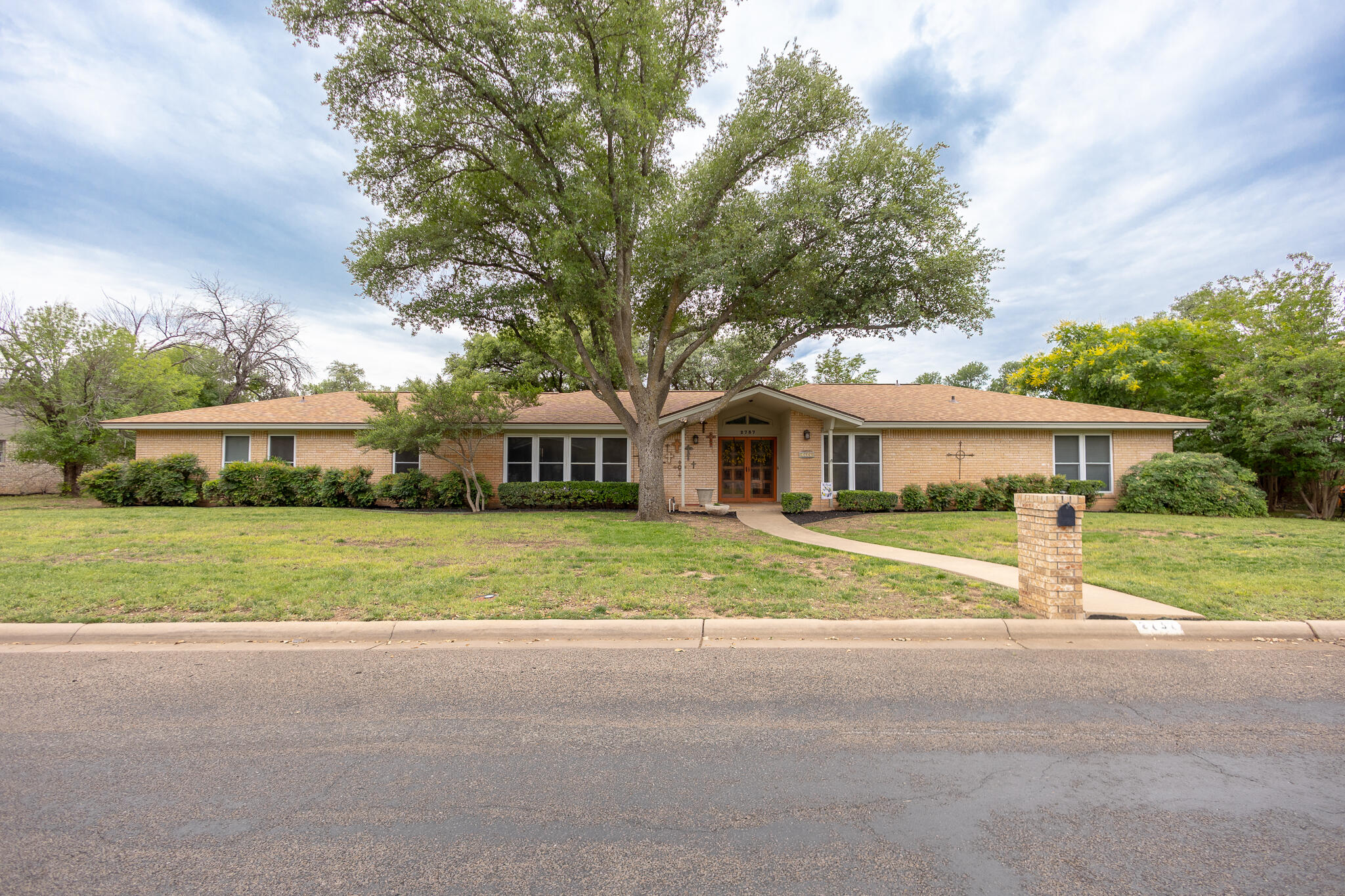 2737 Palo Duro Drive Property Photo 3