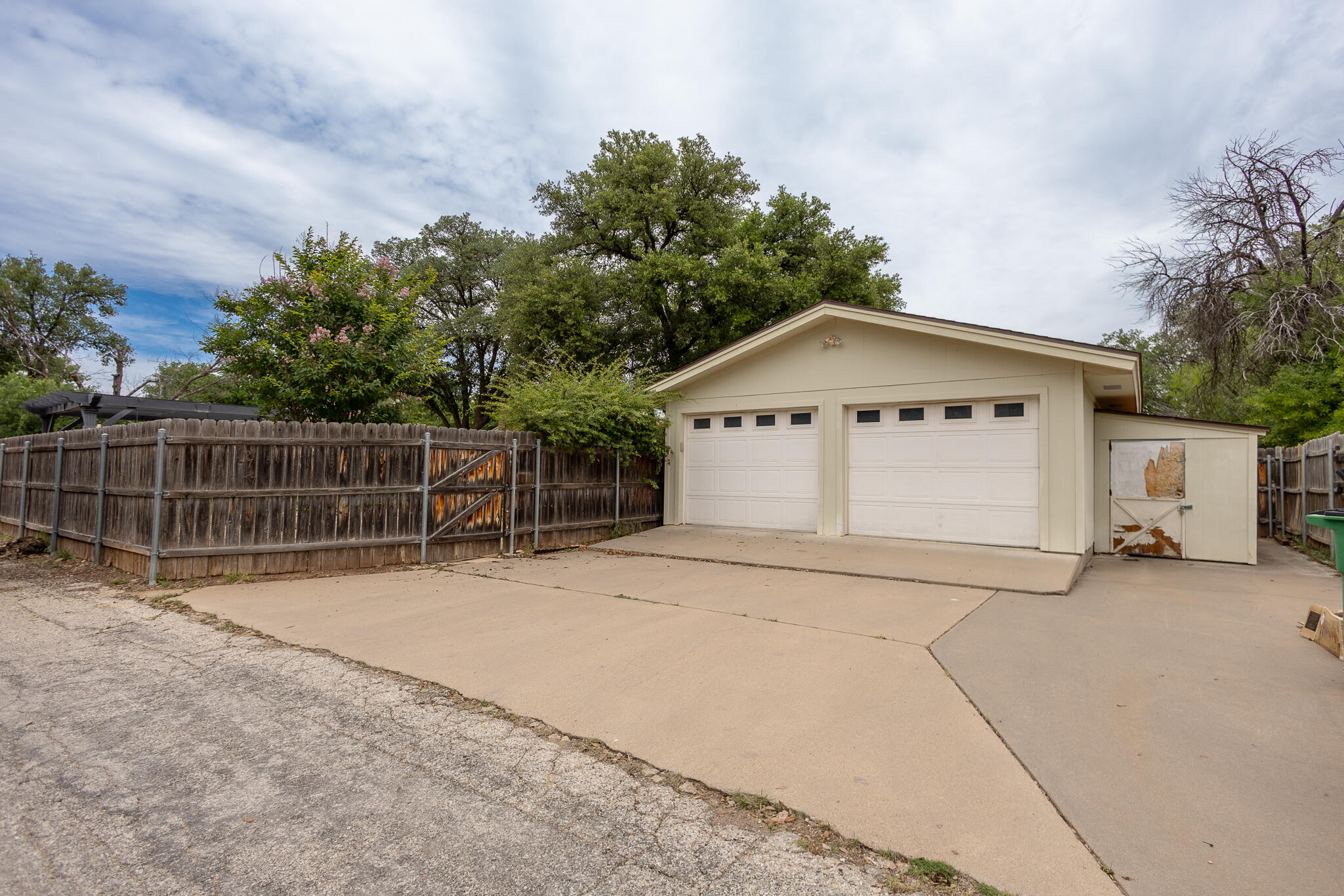 2737 Palo Duro Drive Property Photo 6