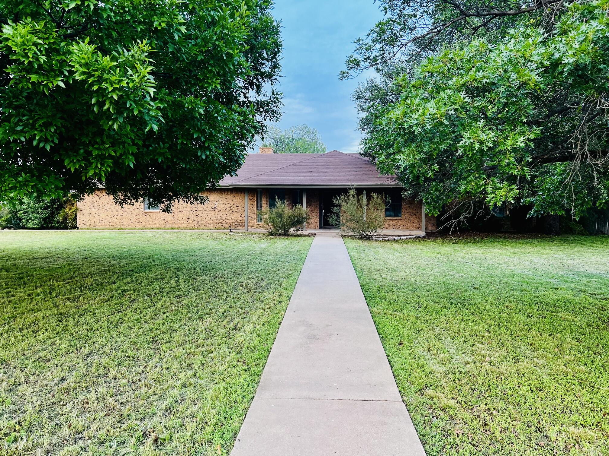 5502 Meadow Drive Property Photo 1