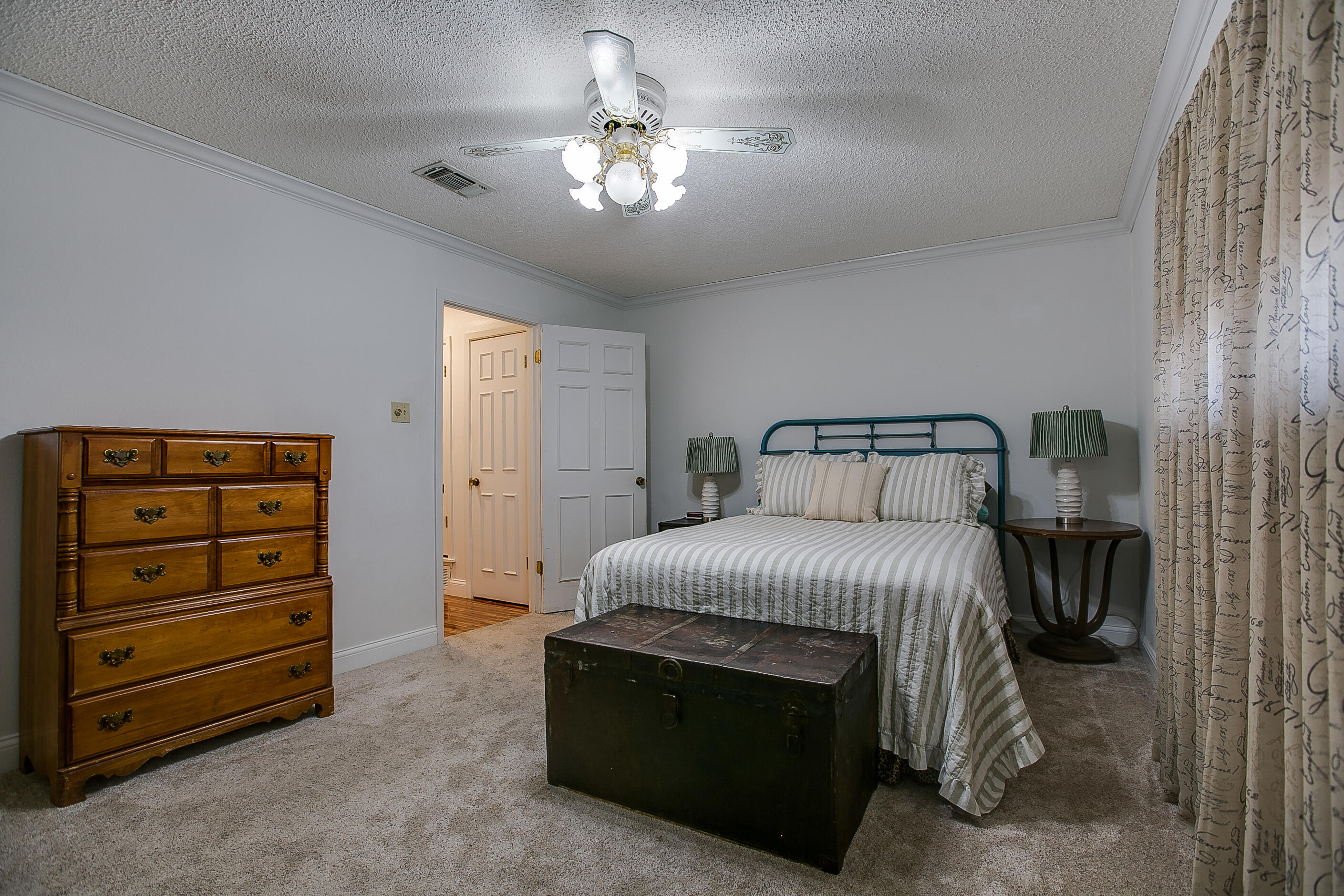 3302 Sierra Court Property Photo 23