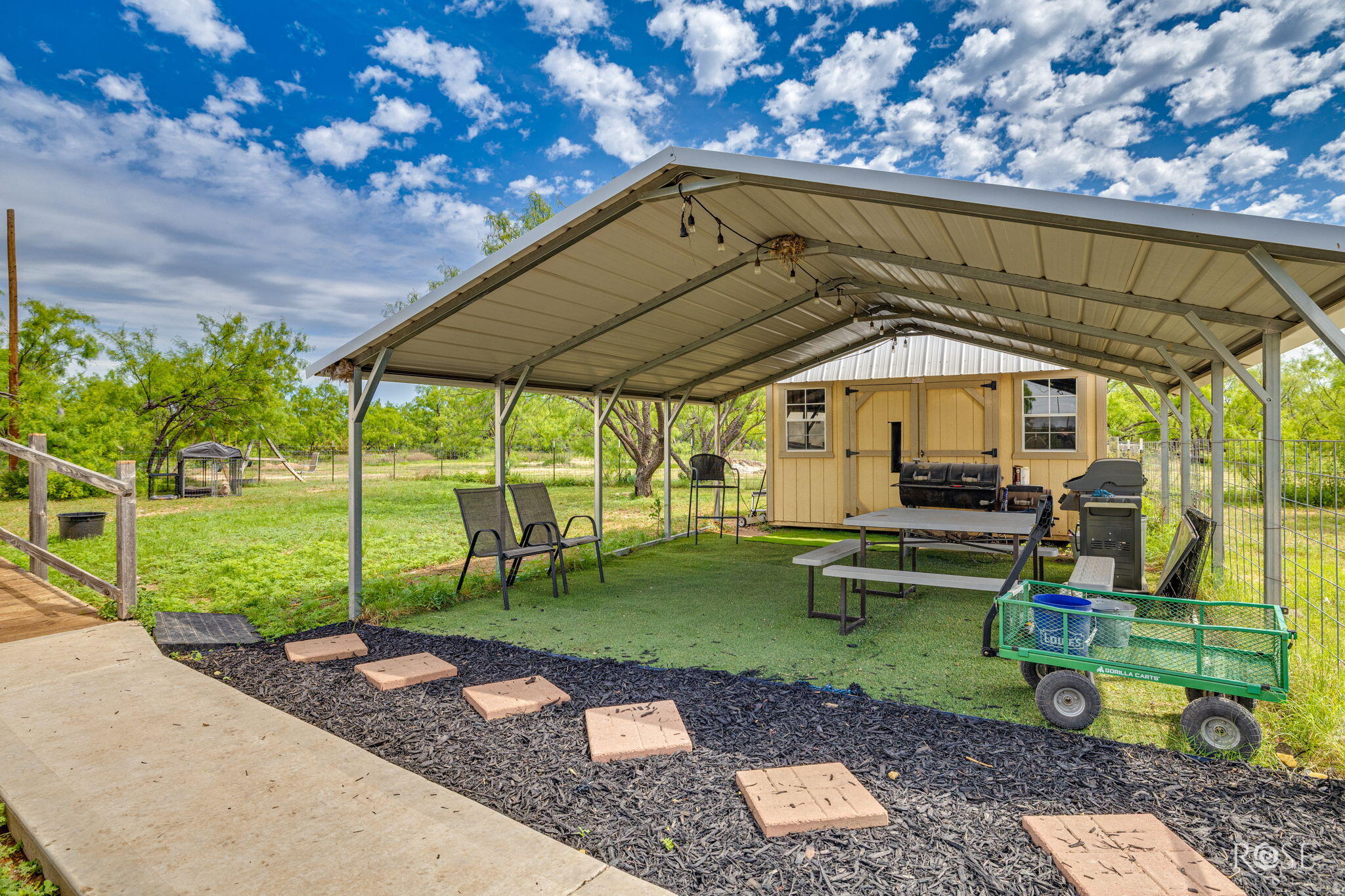 11833 Pin Oak Road Property Photo 26