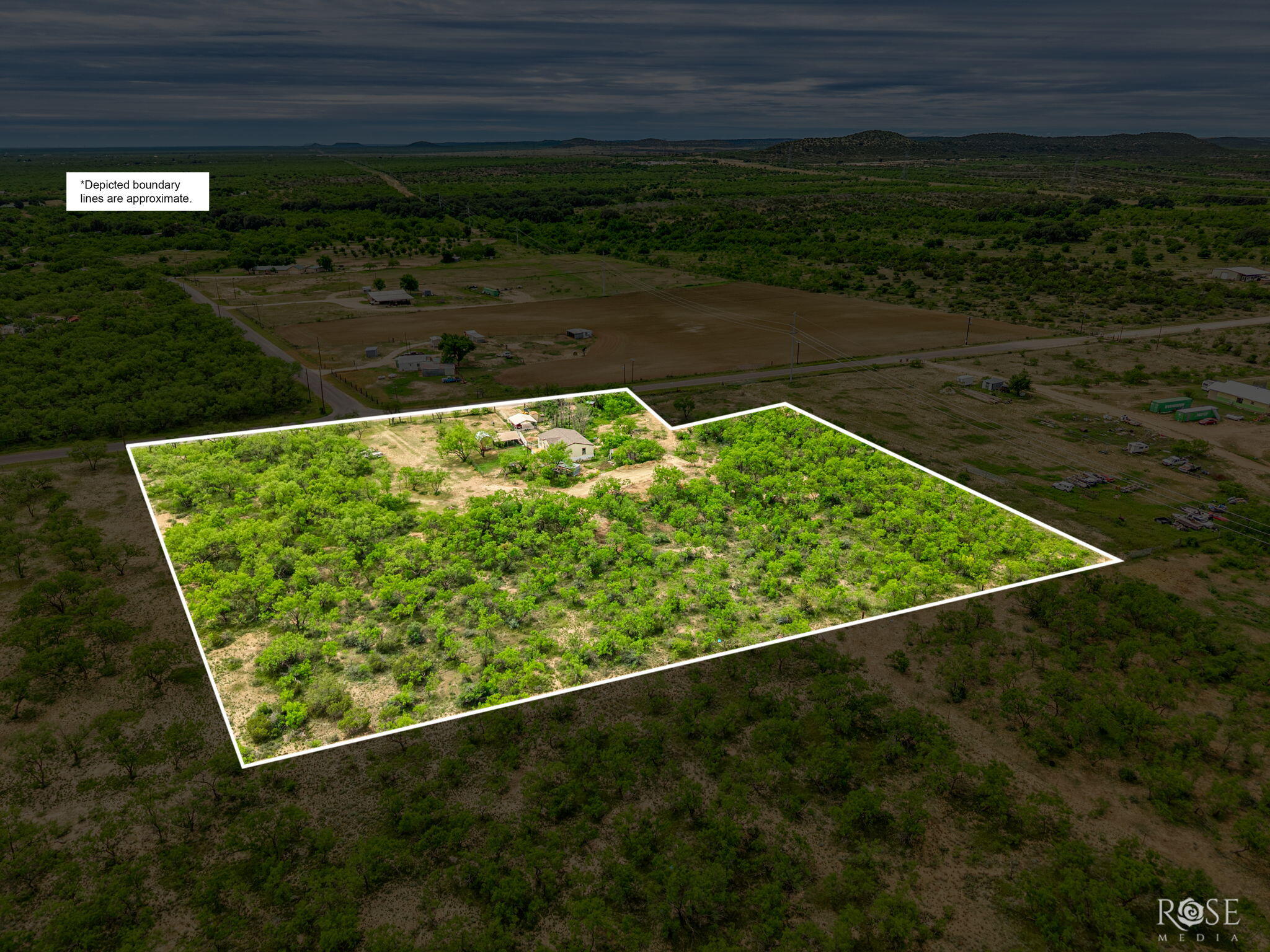 11833 Pin Oak Road Property Photo 33