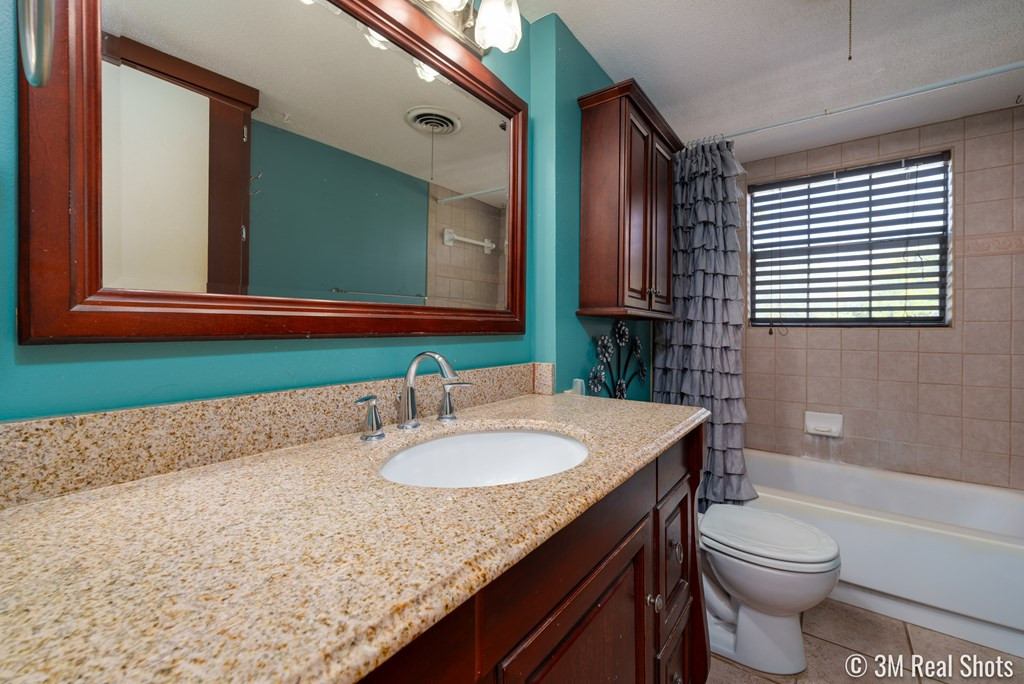 3572 S Oxford Drive Property Photo 20