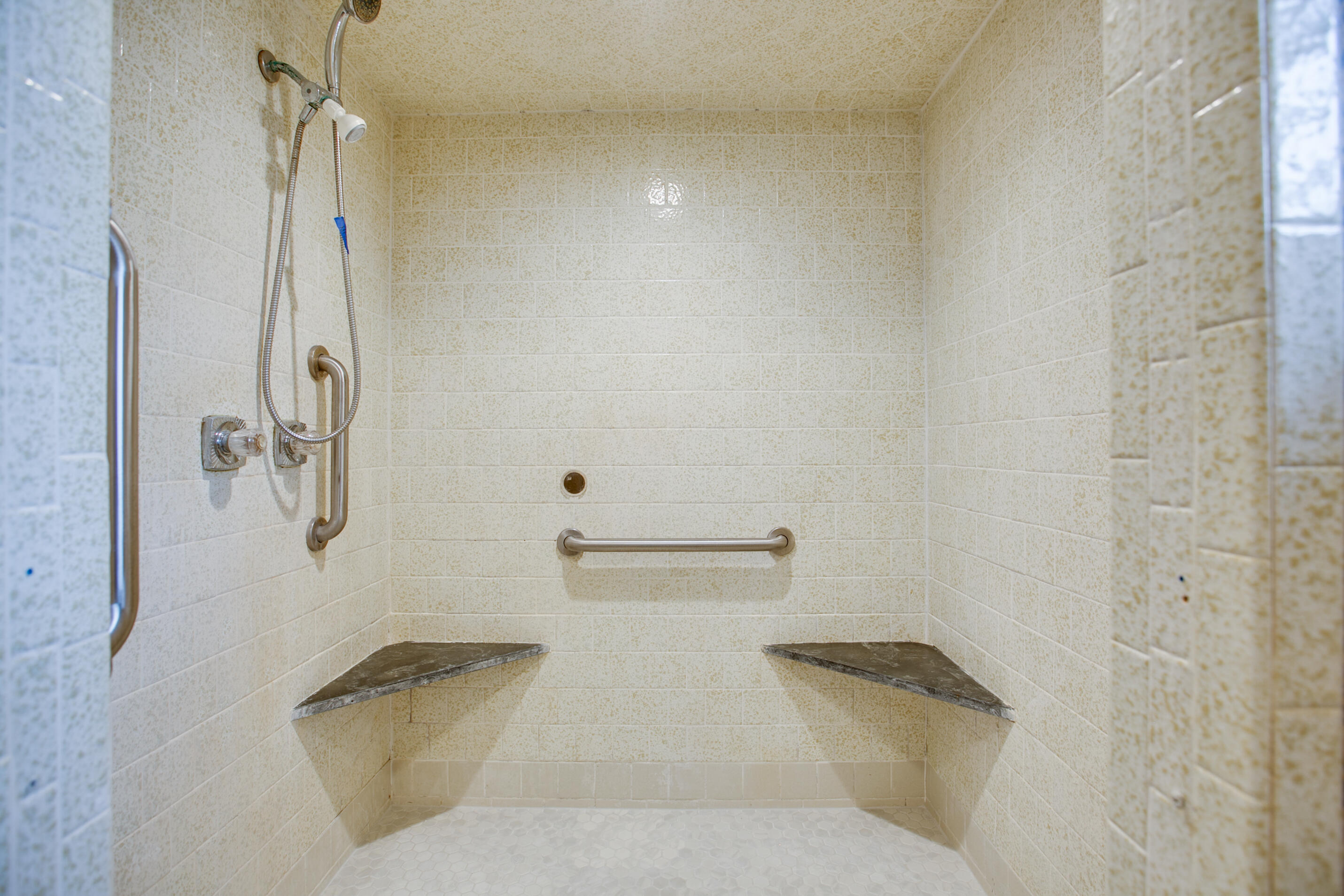 5235 Beverly Drive Property Photo 24