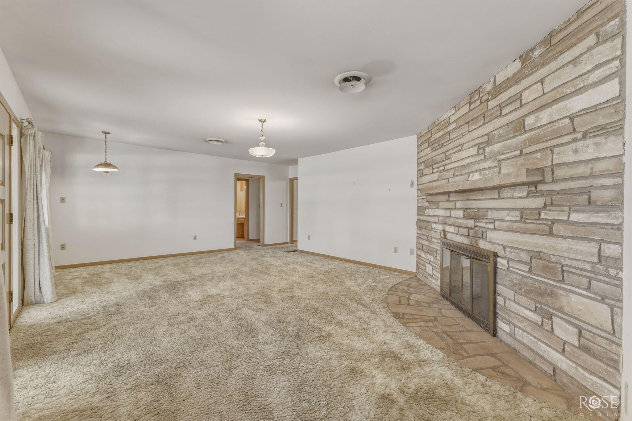 4410 Ford Street Property Photo 10