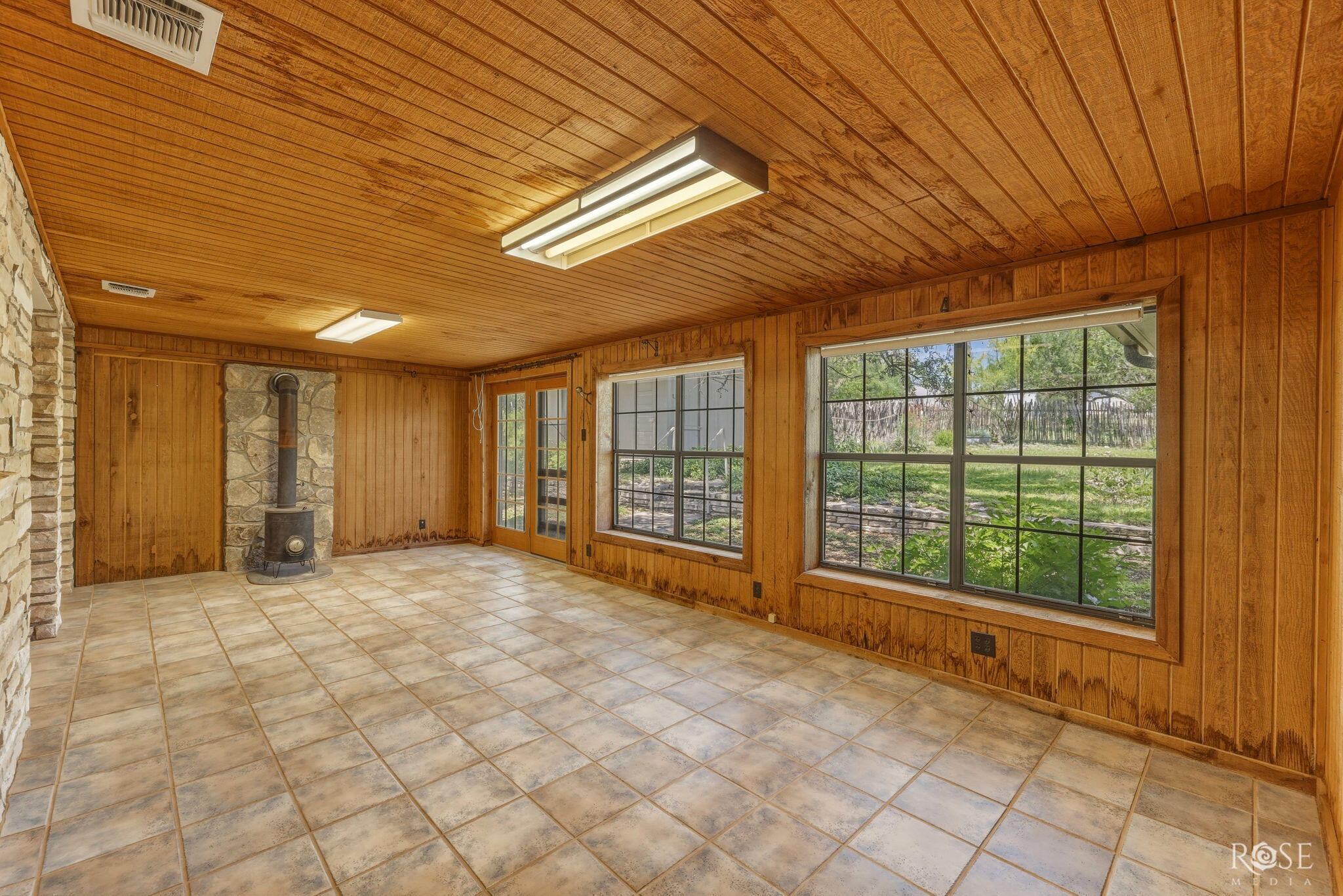 4410 Ford Street Property Photo 22