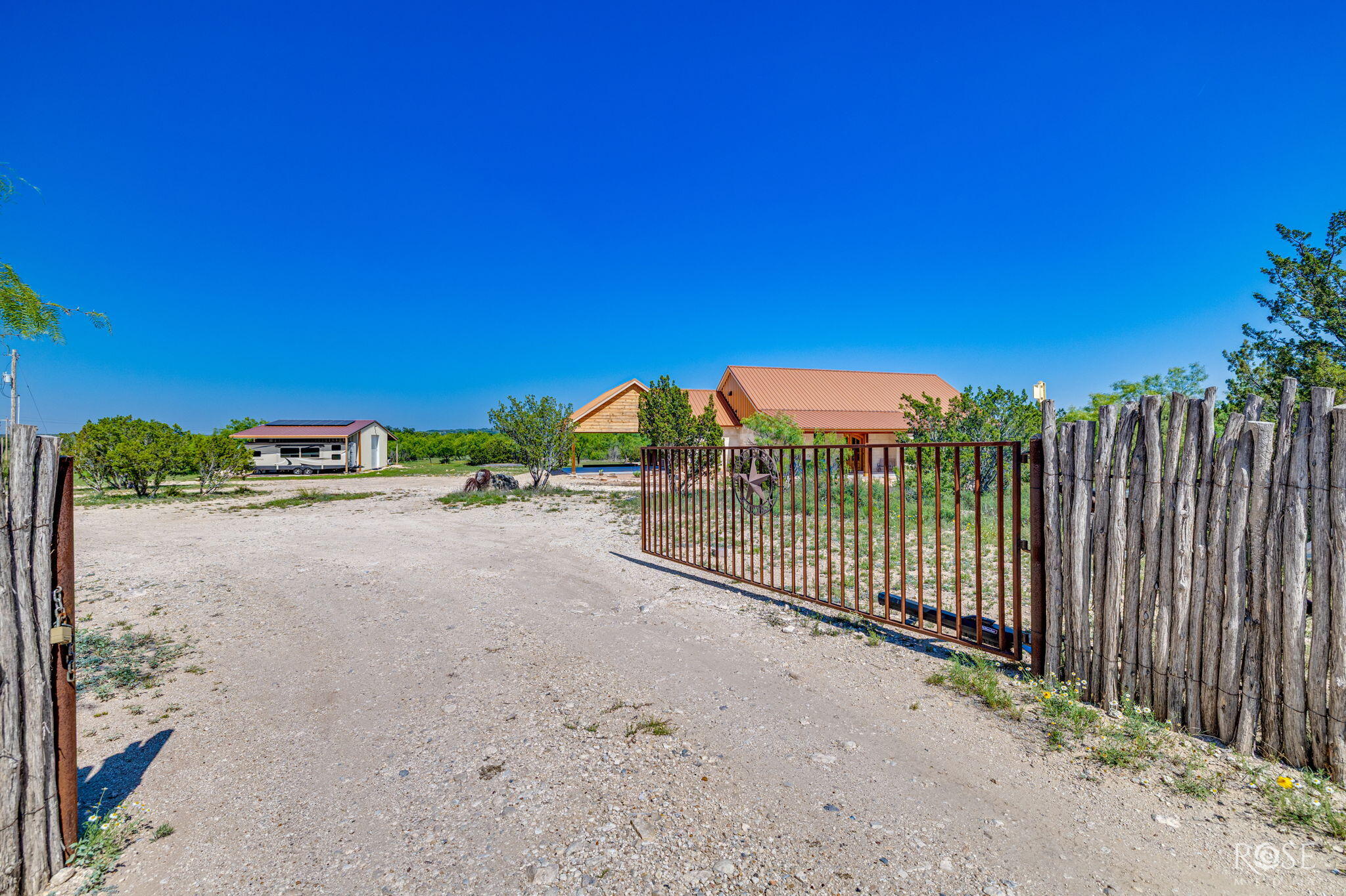 18652 Kenley Lane Property Photo 8