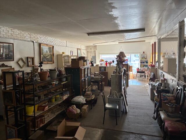 913 N Chadbourne Street Property Photo 8