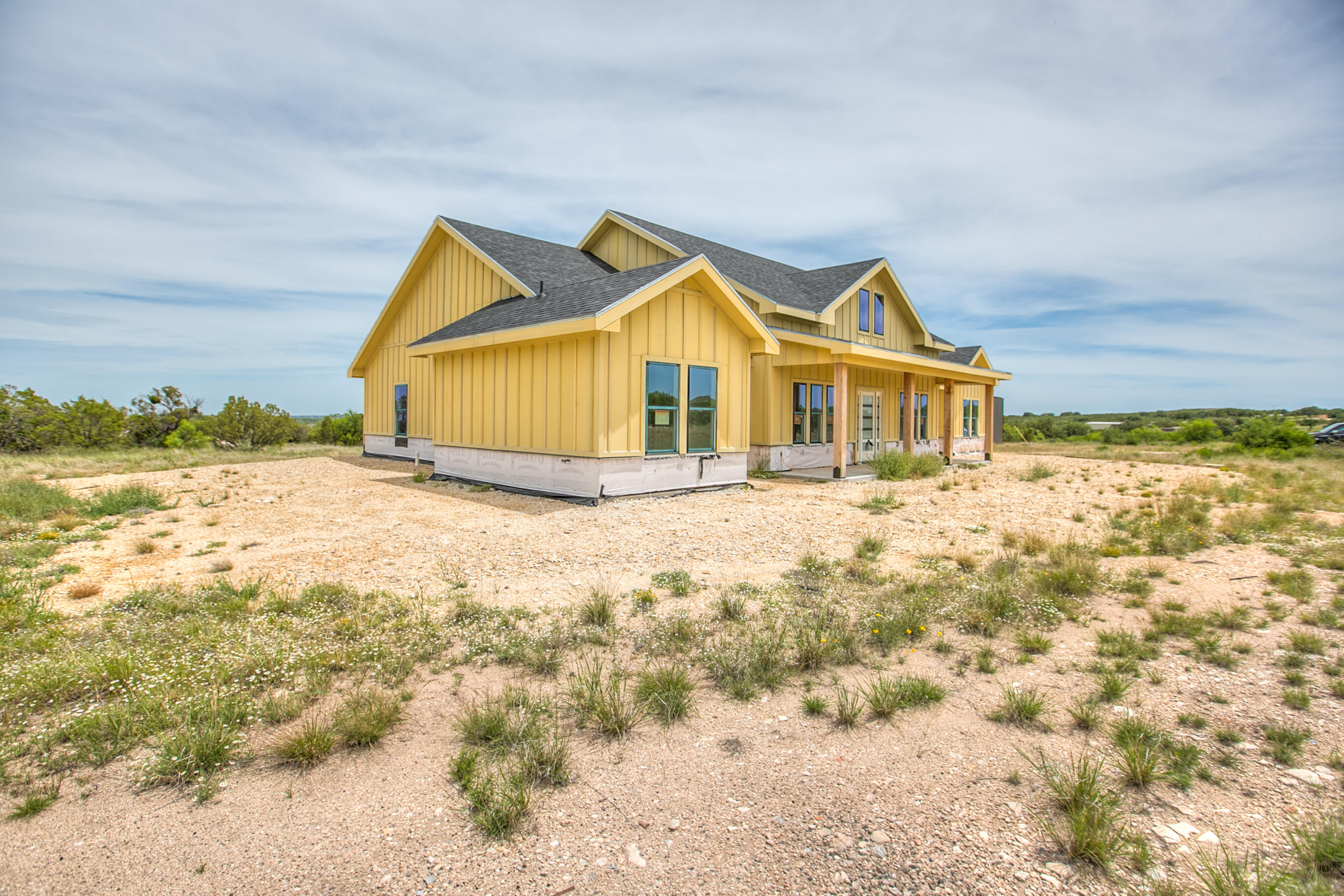 16552 Vaquero Trail Property Photo 3