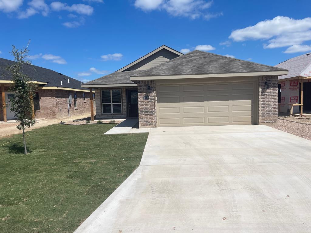 6127 Valley Pine Drive Property Photo 2