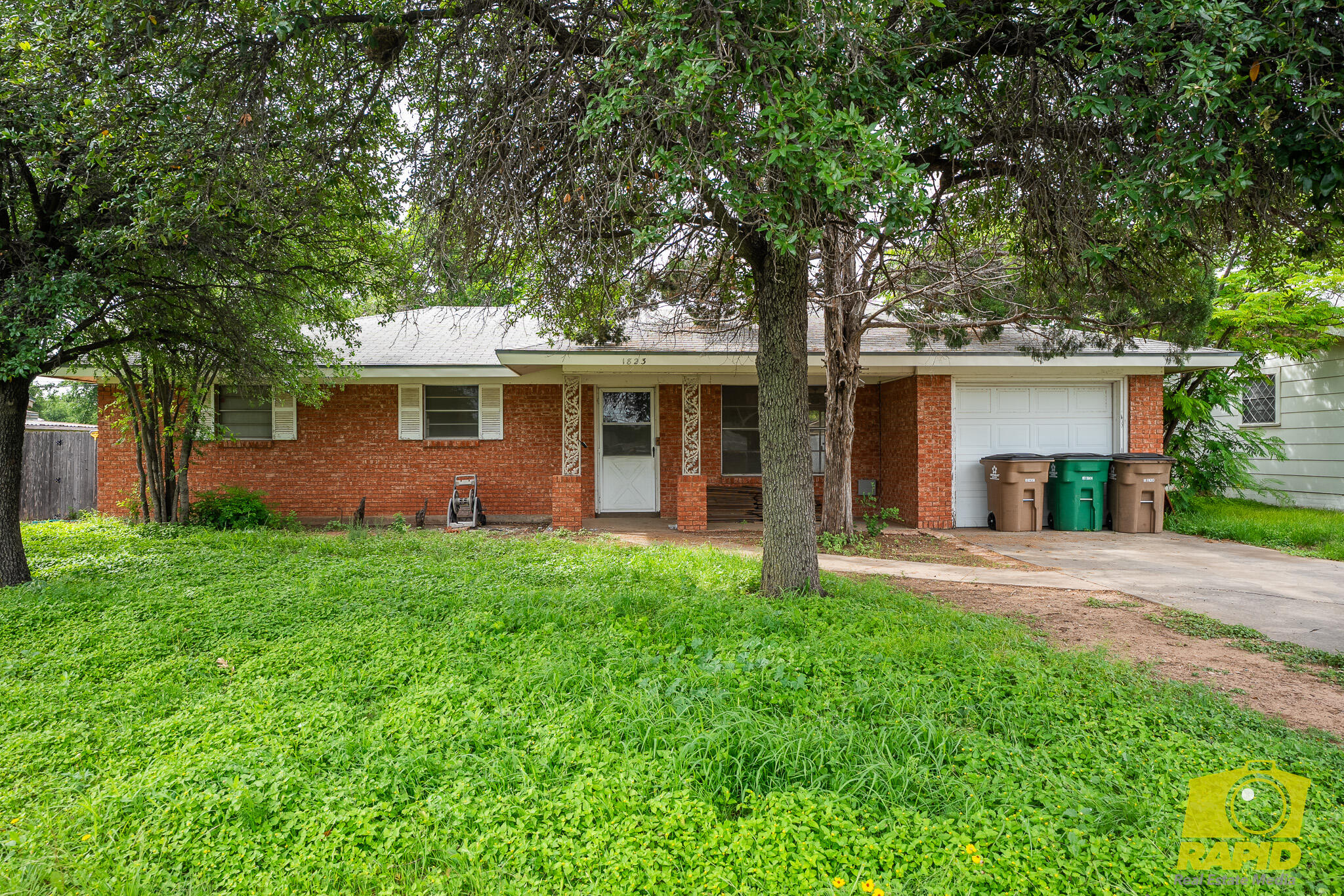 1823 Edmund Boulevard Property Photo 1