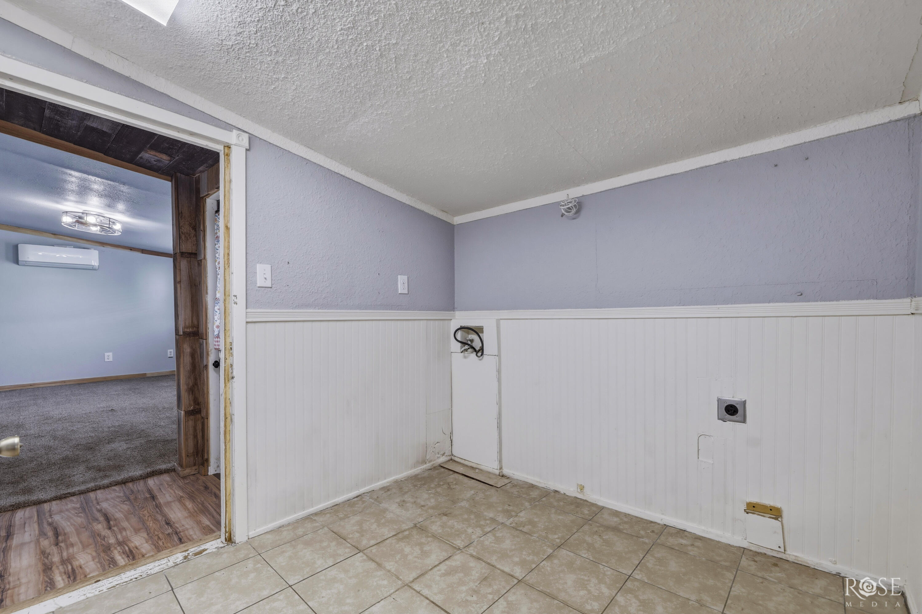 9570 Grapevine Avenue Property Photo 29