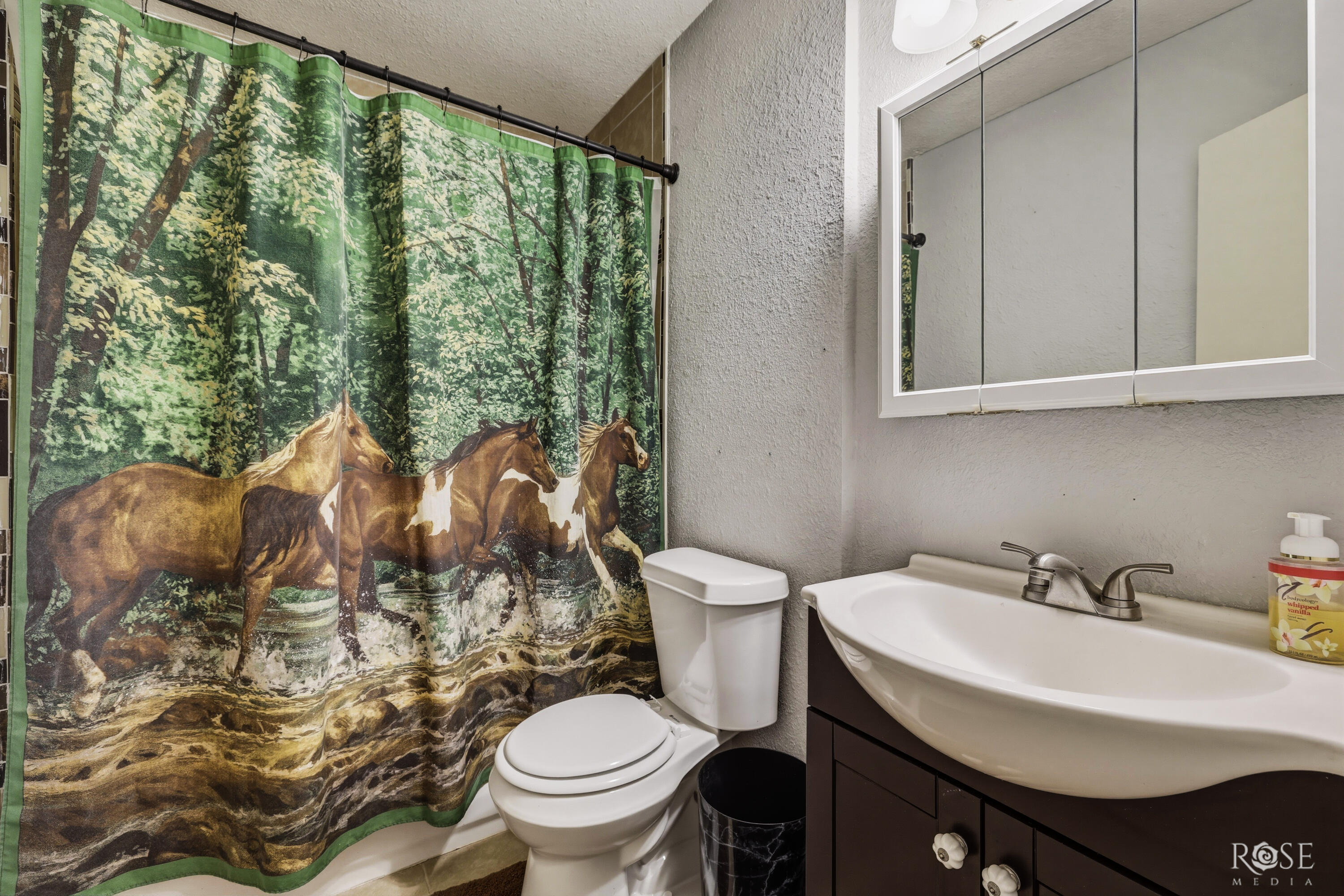 9570 Grapevine Avenue Property Photo 30