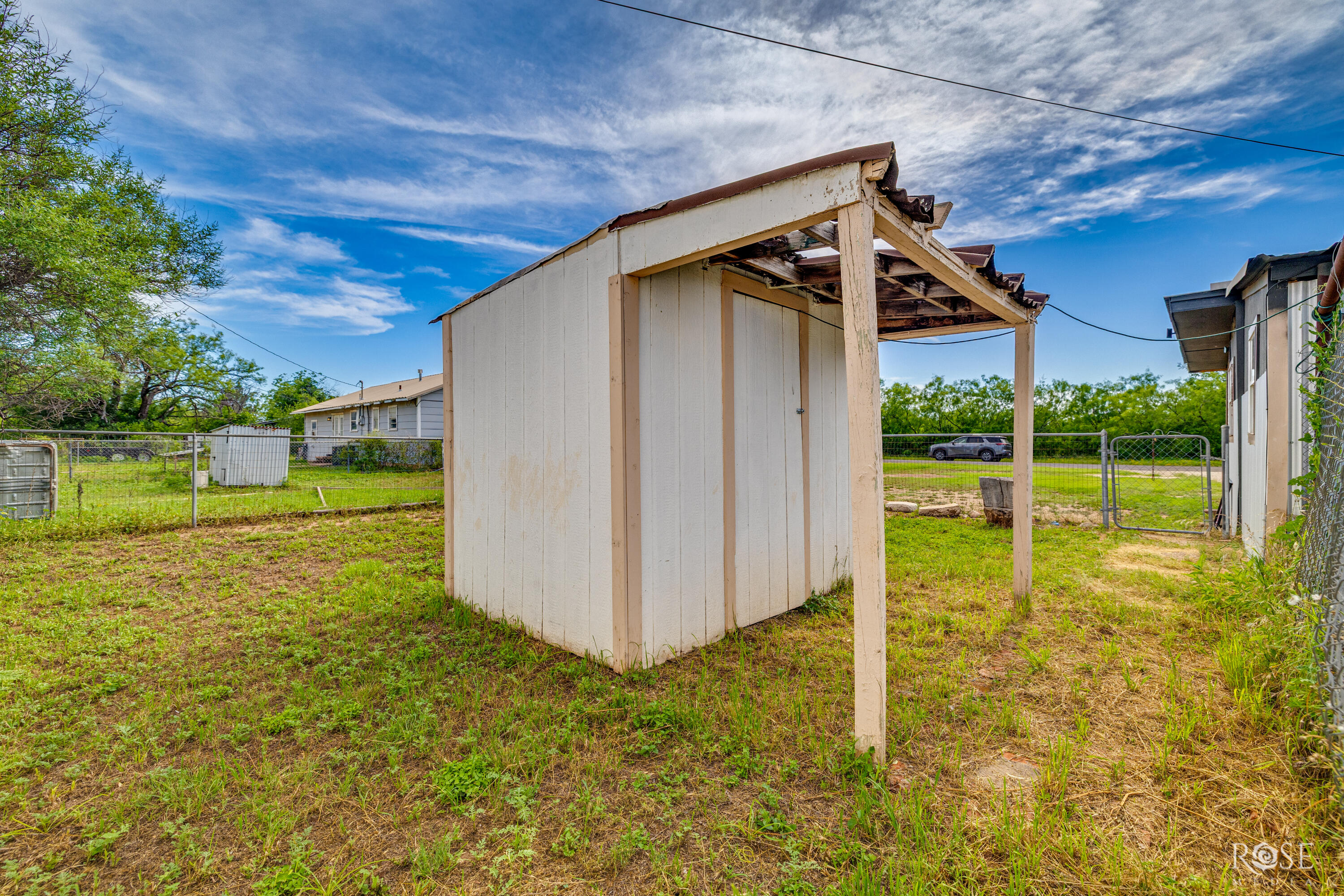 9570 Grapevine Avenue Property Photo 34