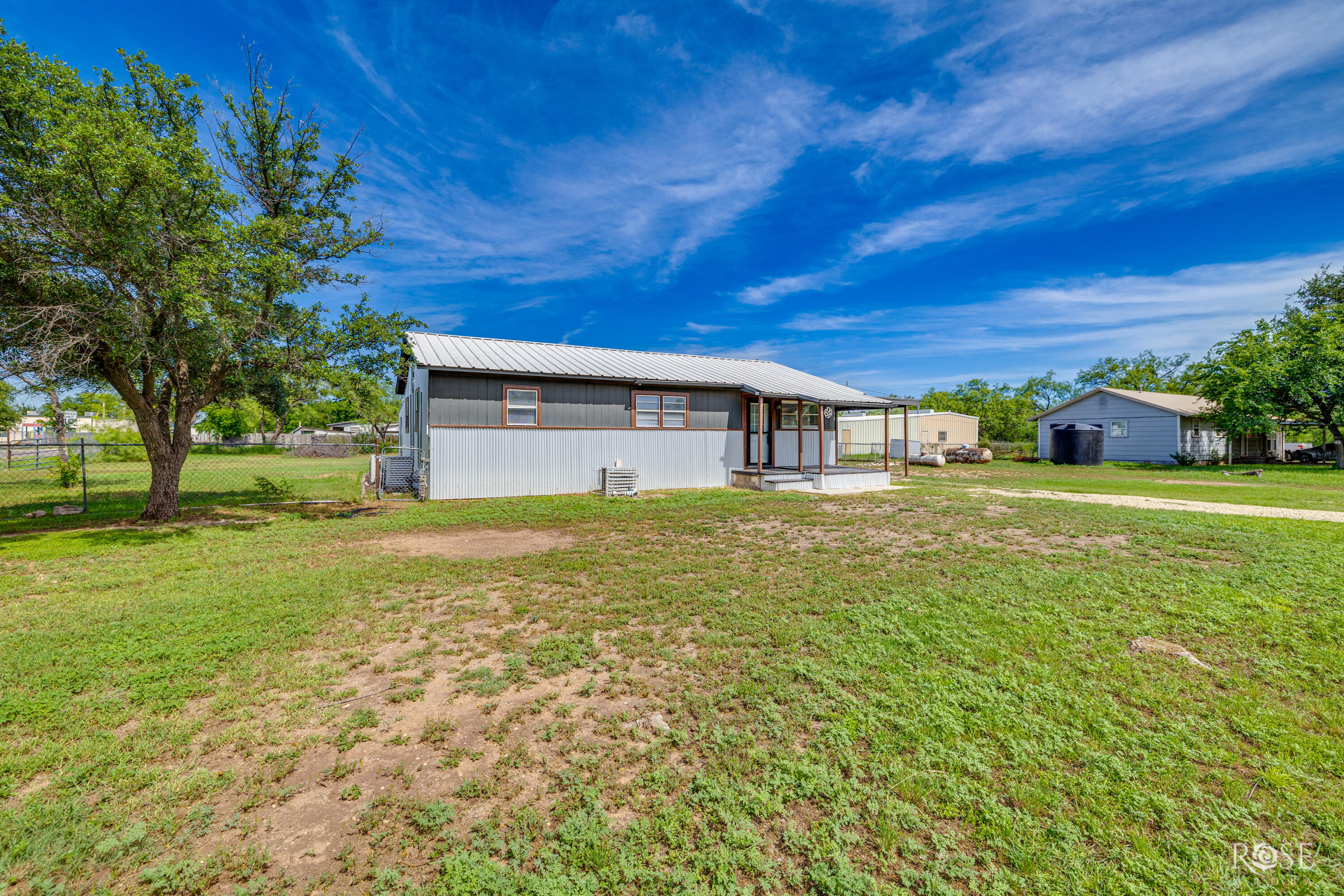 9570 Grapevine Avenue Property Photo 38