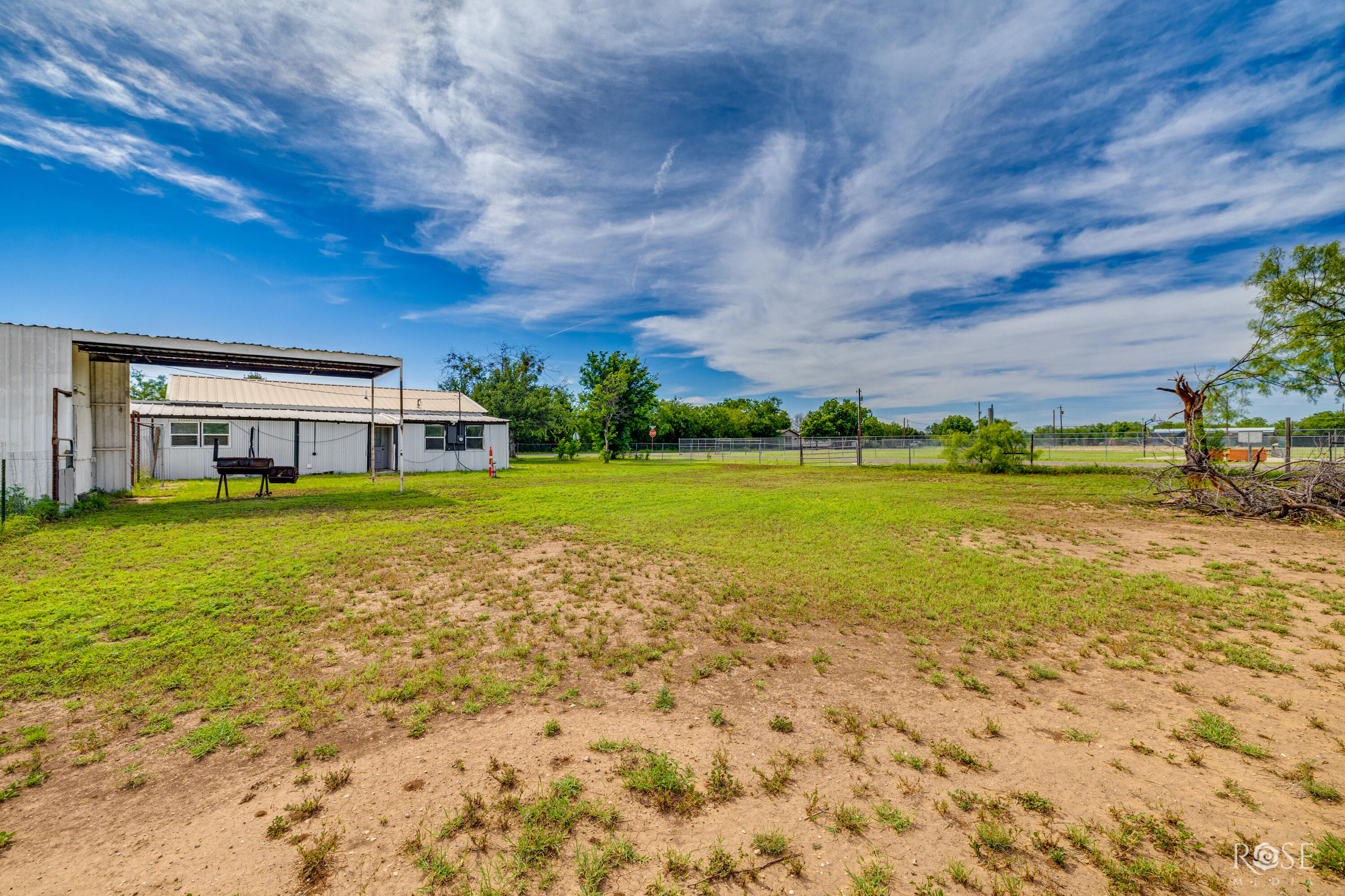 9570 Grapevine Avenue Property Photo 41