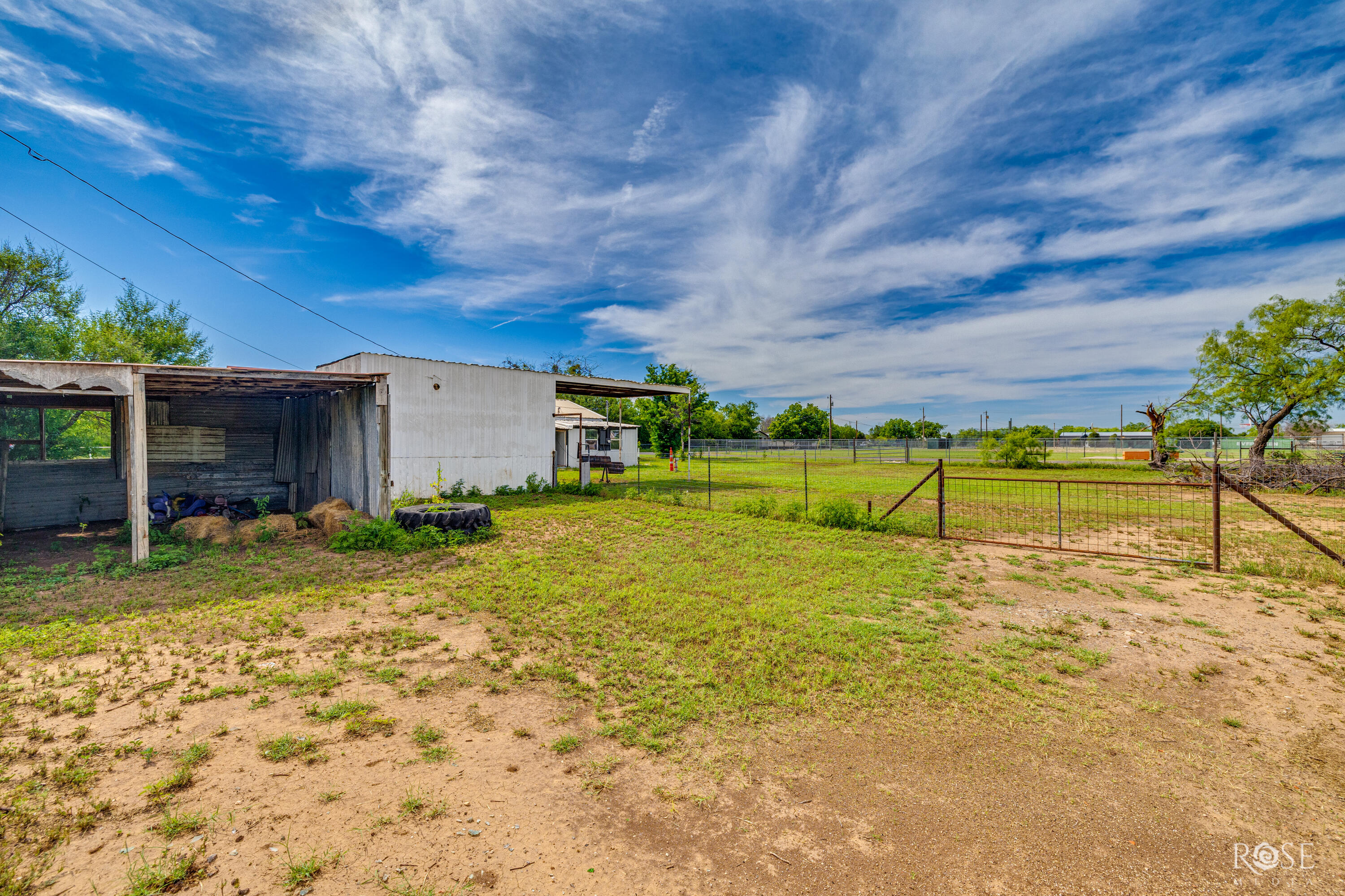 9570 Grapevine Avenue Property Photo 42