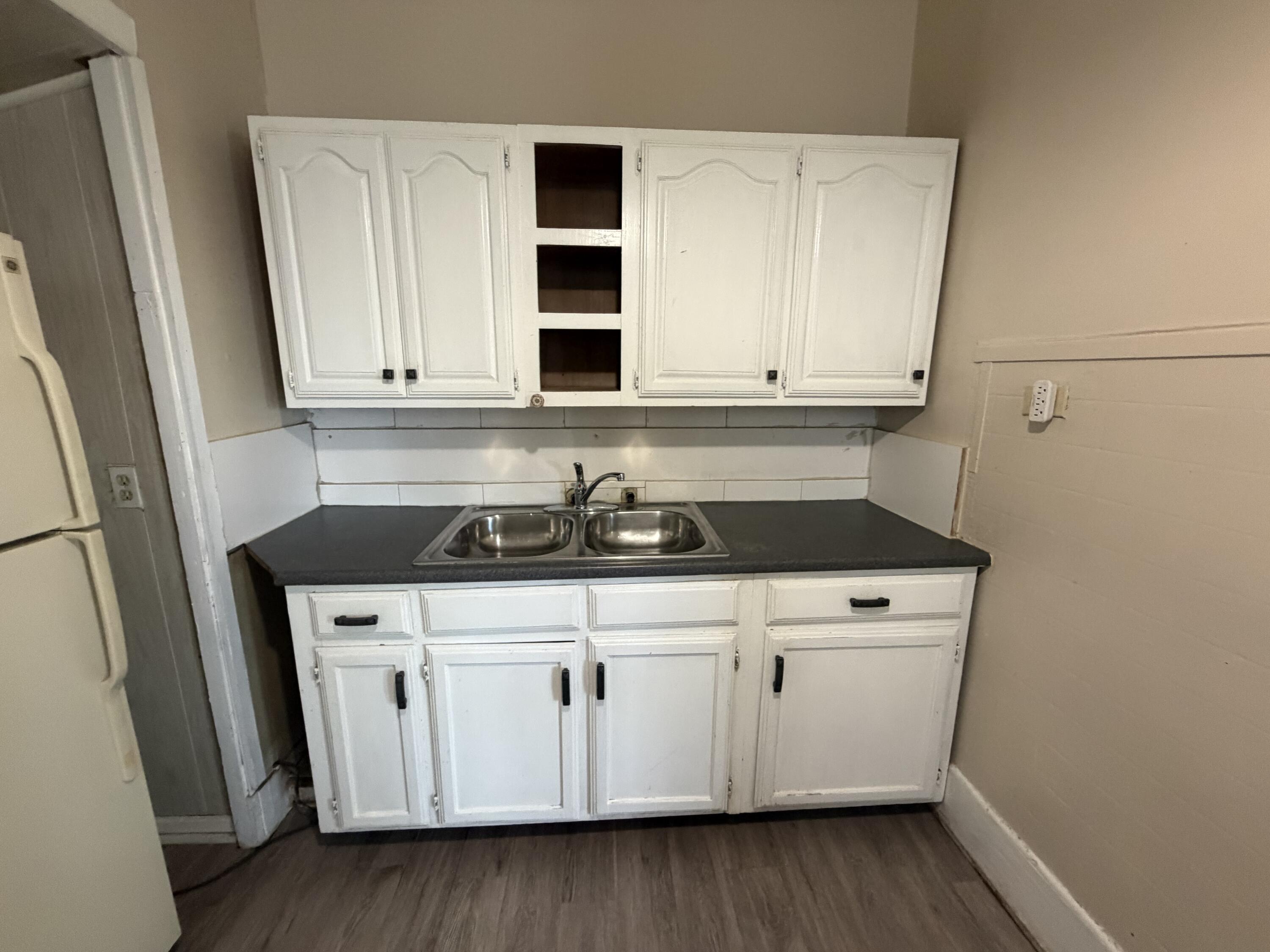 410 Spaulding Street Property Photo 18