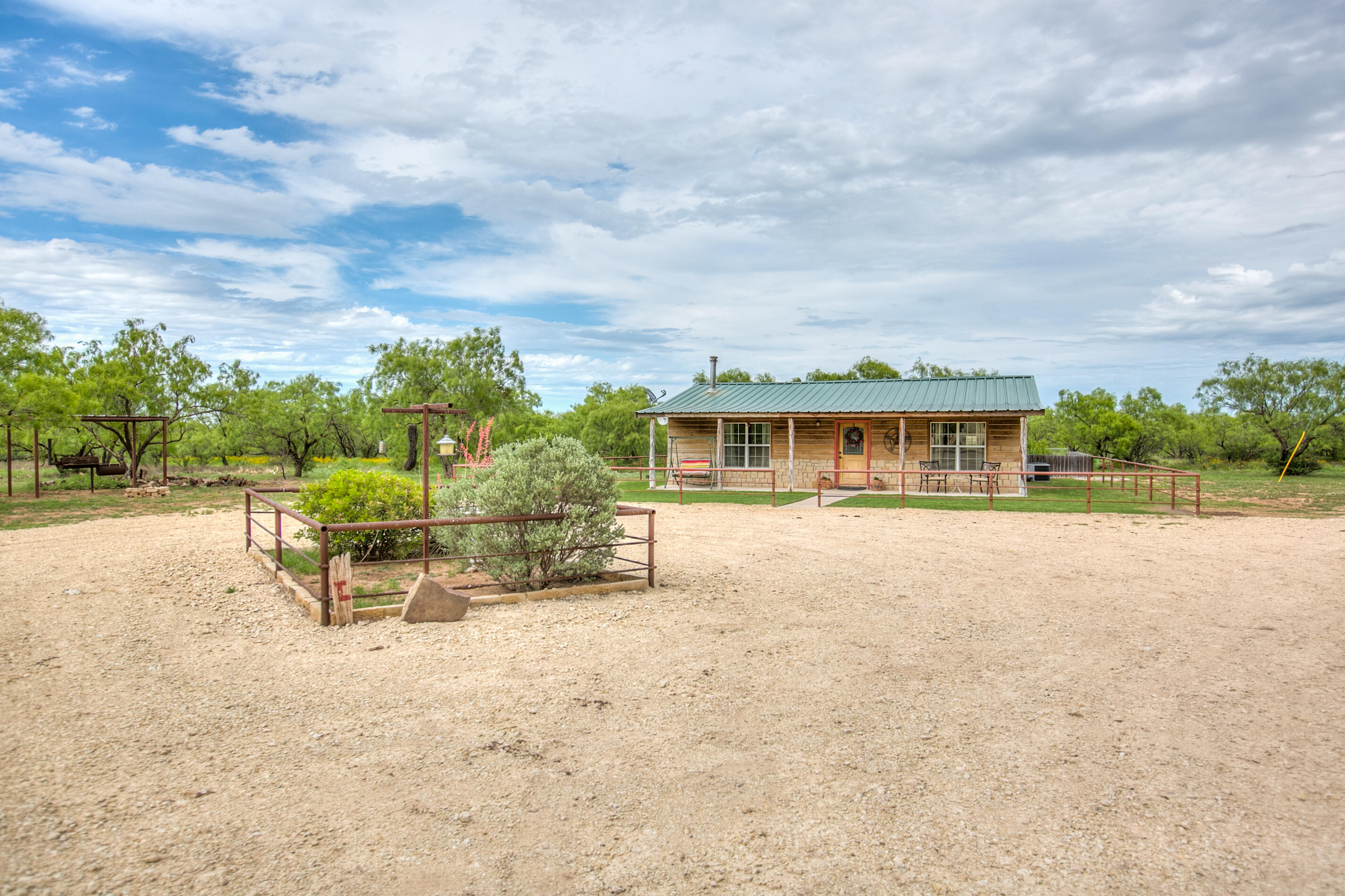 4127 Co Rd 114 Property Photo 1