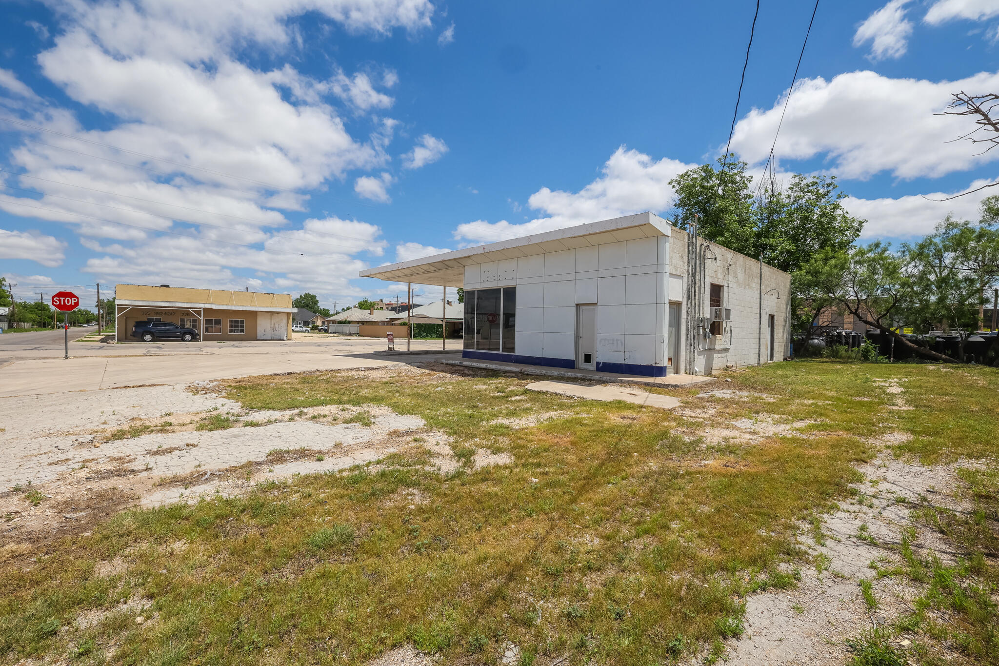 705 11th Street Property Photo 5