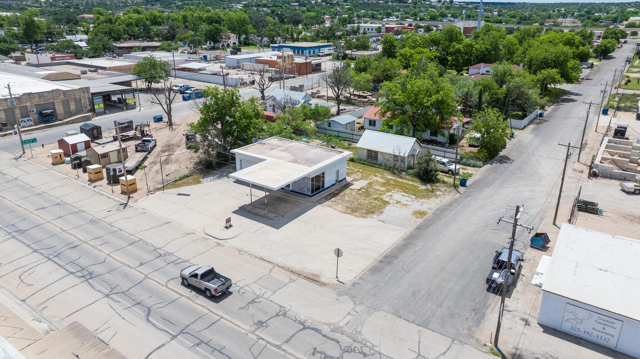705 11th Street Property Photo 12