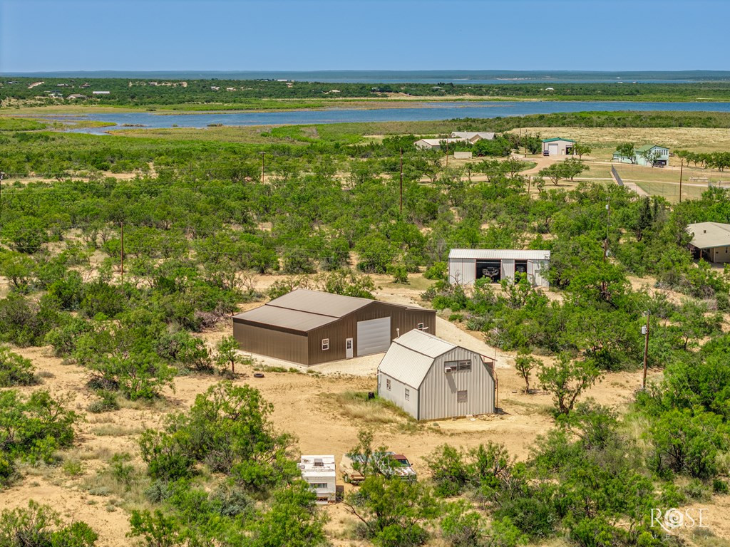 17001 Mustang Creek Road Property Photo 8