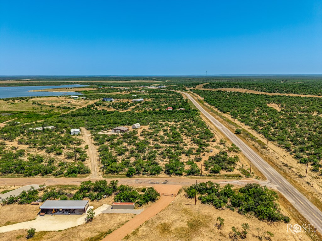17001 Mustang Creek Road Property Photo 10