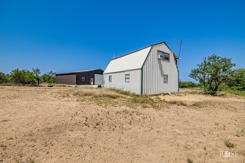 17001 Mustang Creek Road Property Photo 32