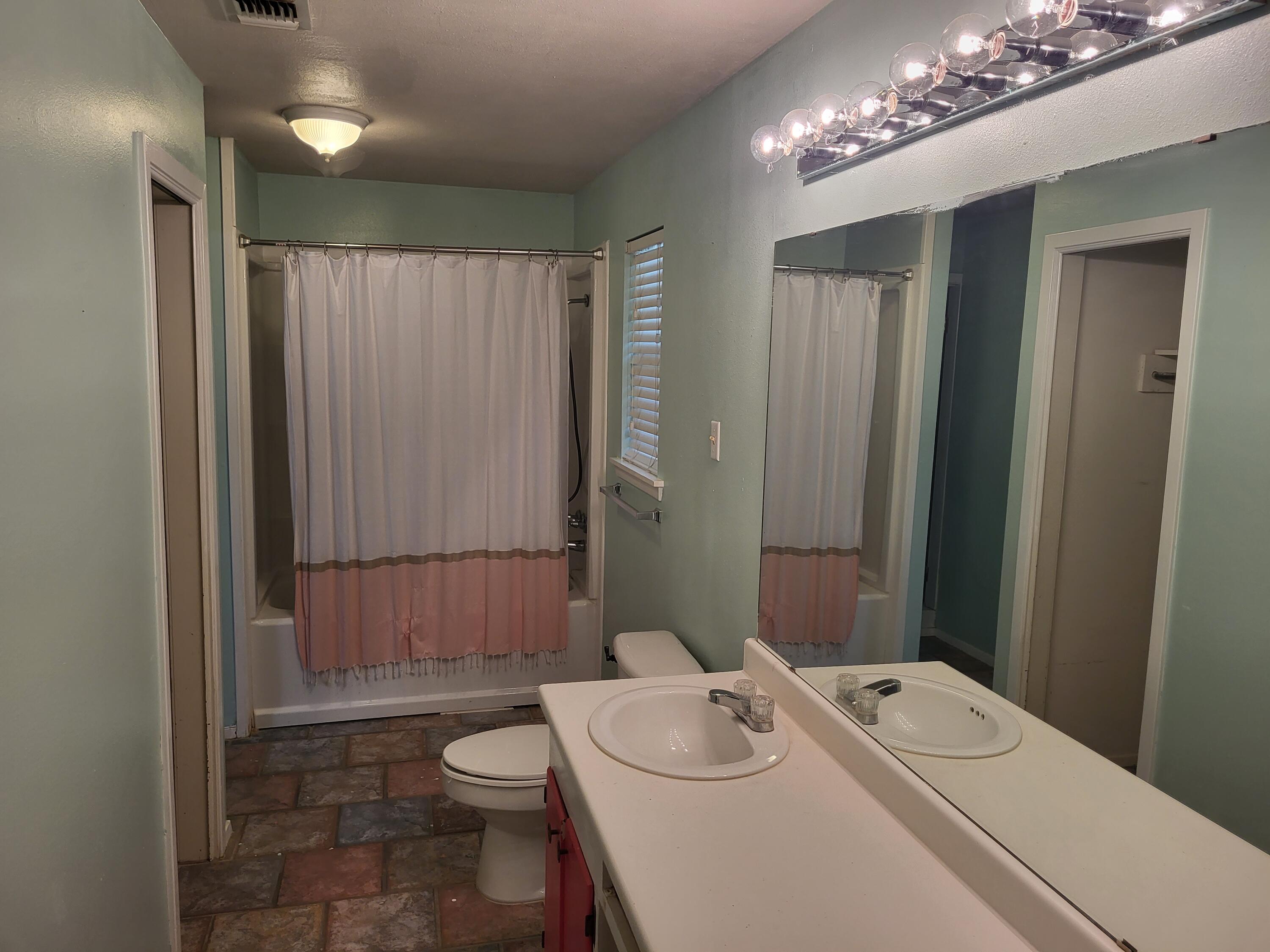 315 W Duncan Avenue Property Photo 16