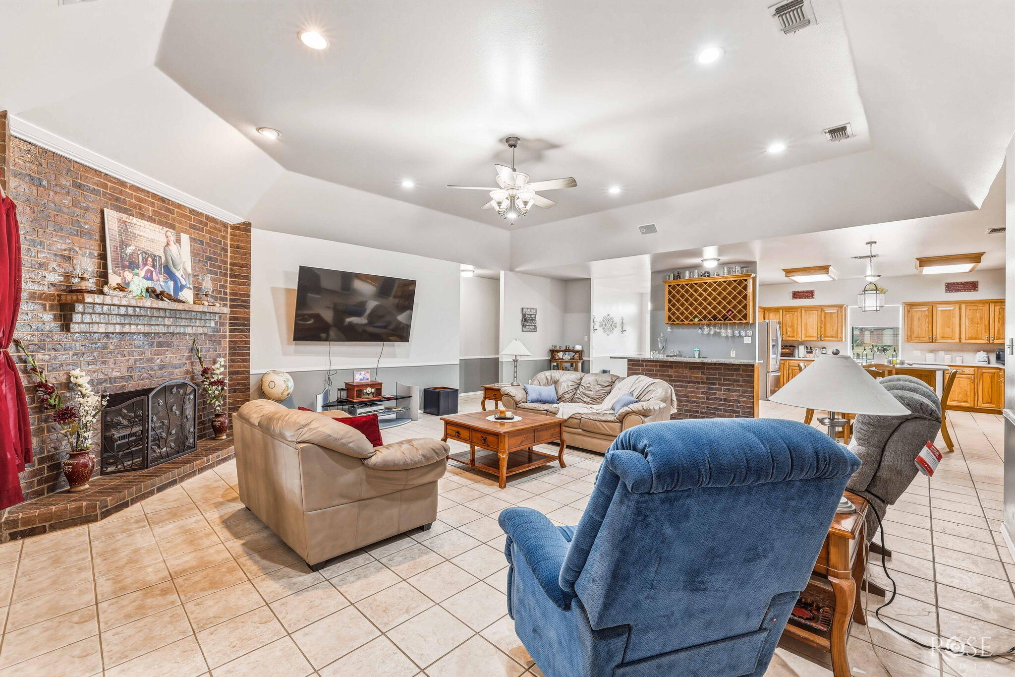 6034 Devonshire Lane Property Photo 12