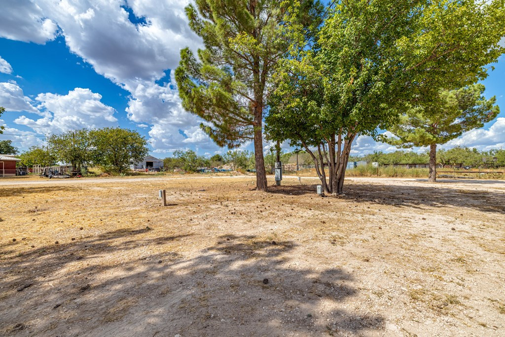 222 9th Street Property Photo 14