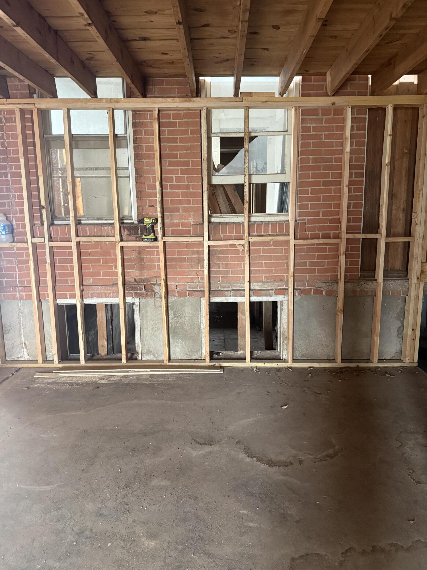 62 E 5th Street Property Photo 4