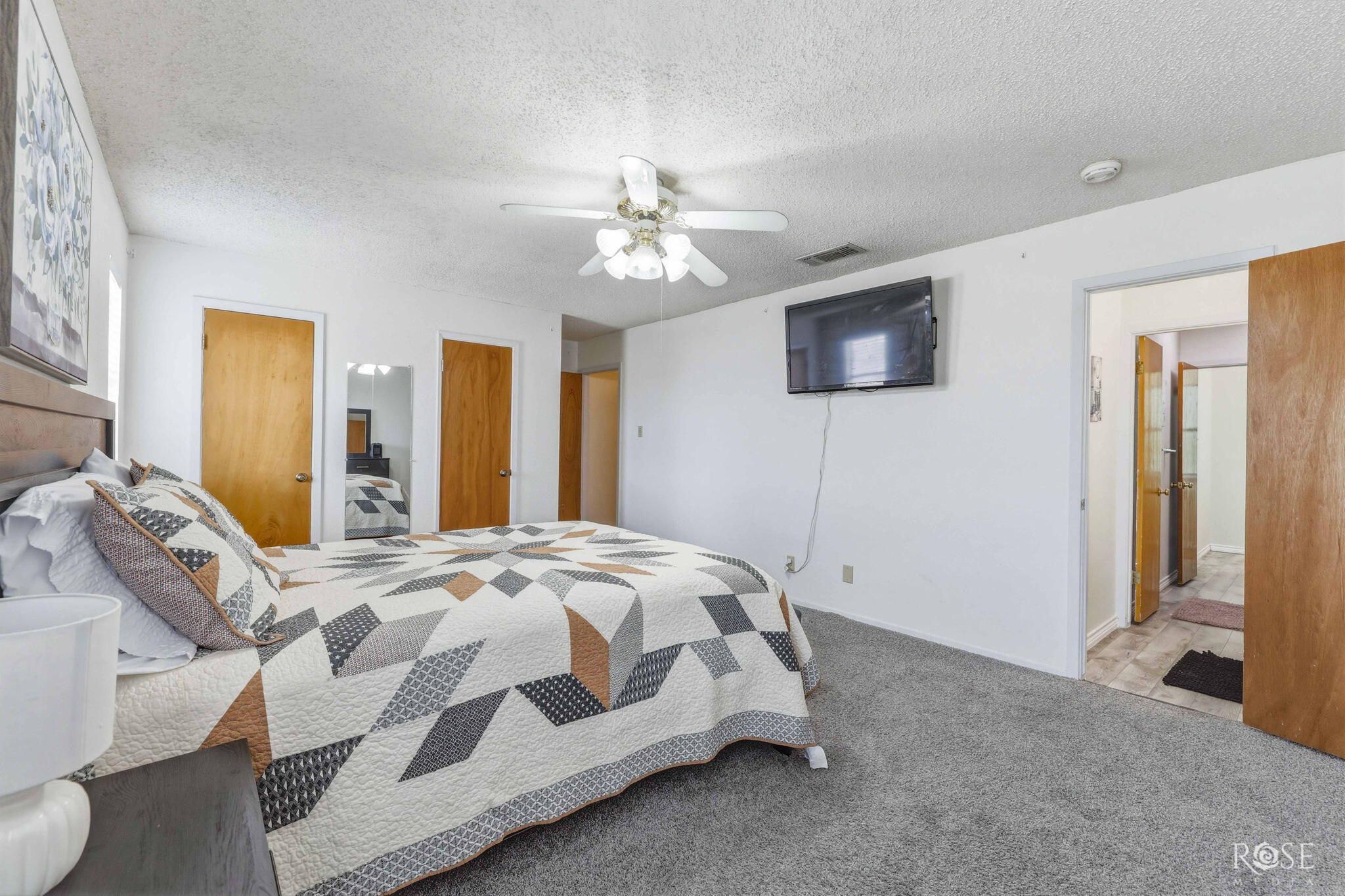 1036 Glenna Street Property Photo 20
