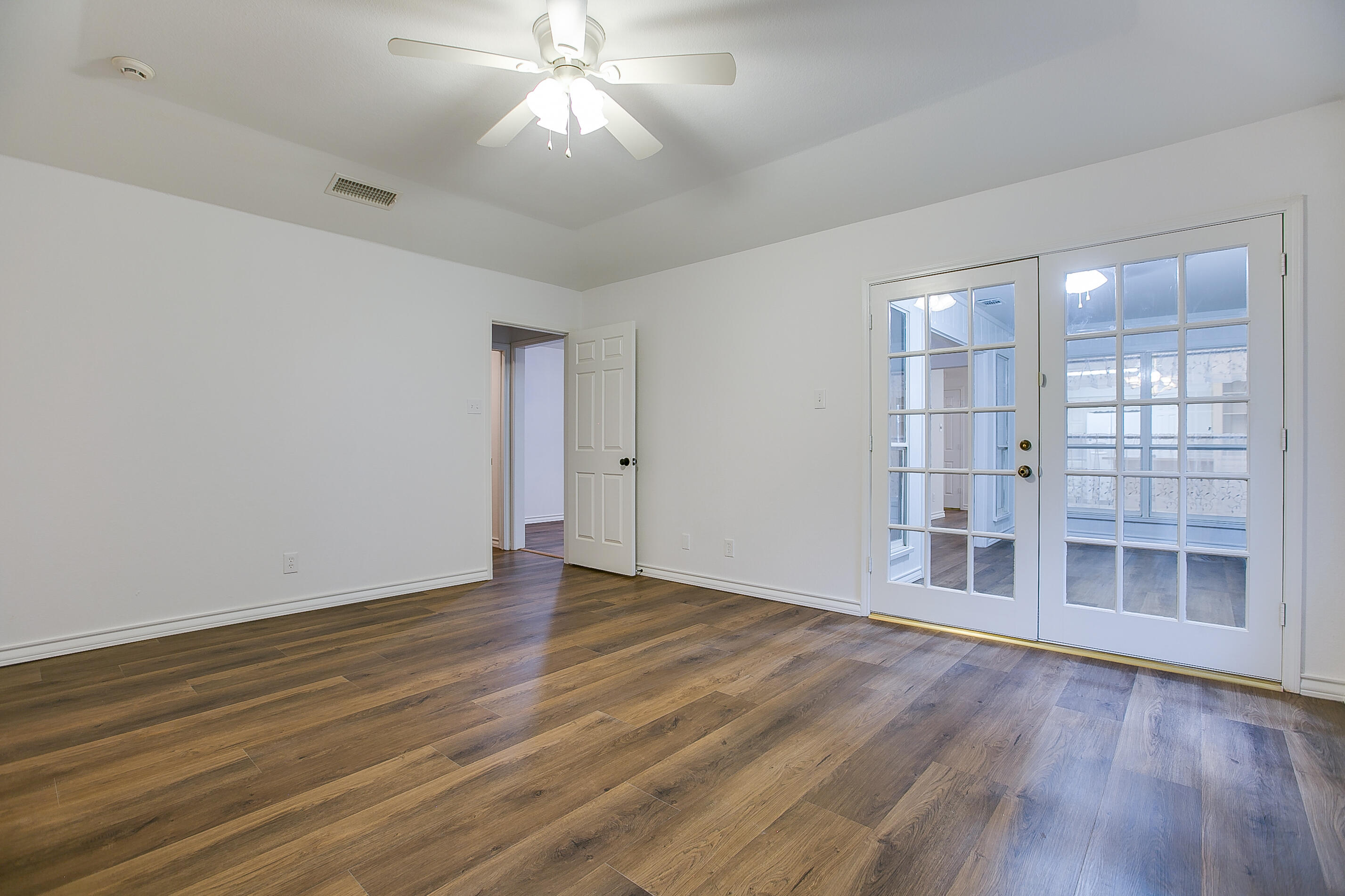 3709 Inglewood Drive Property Photo 16