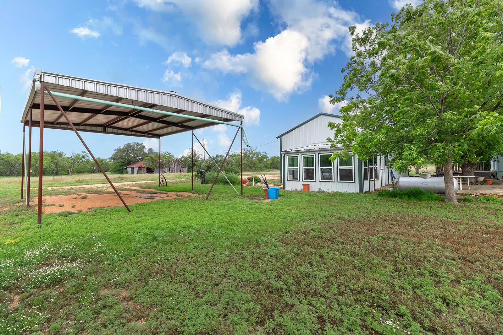 4345 N Us Highway 87 Property Photo 10