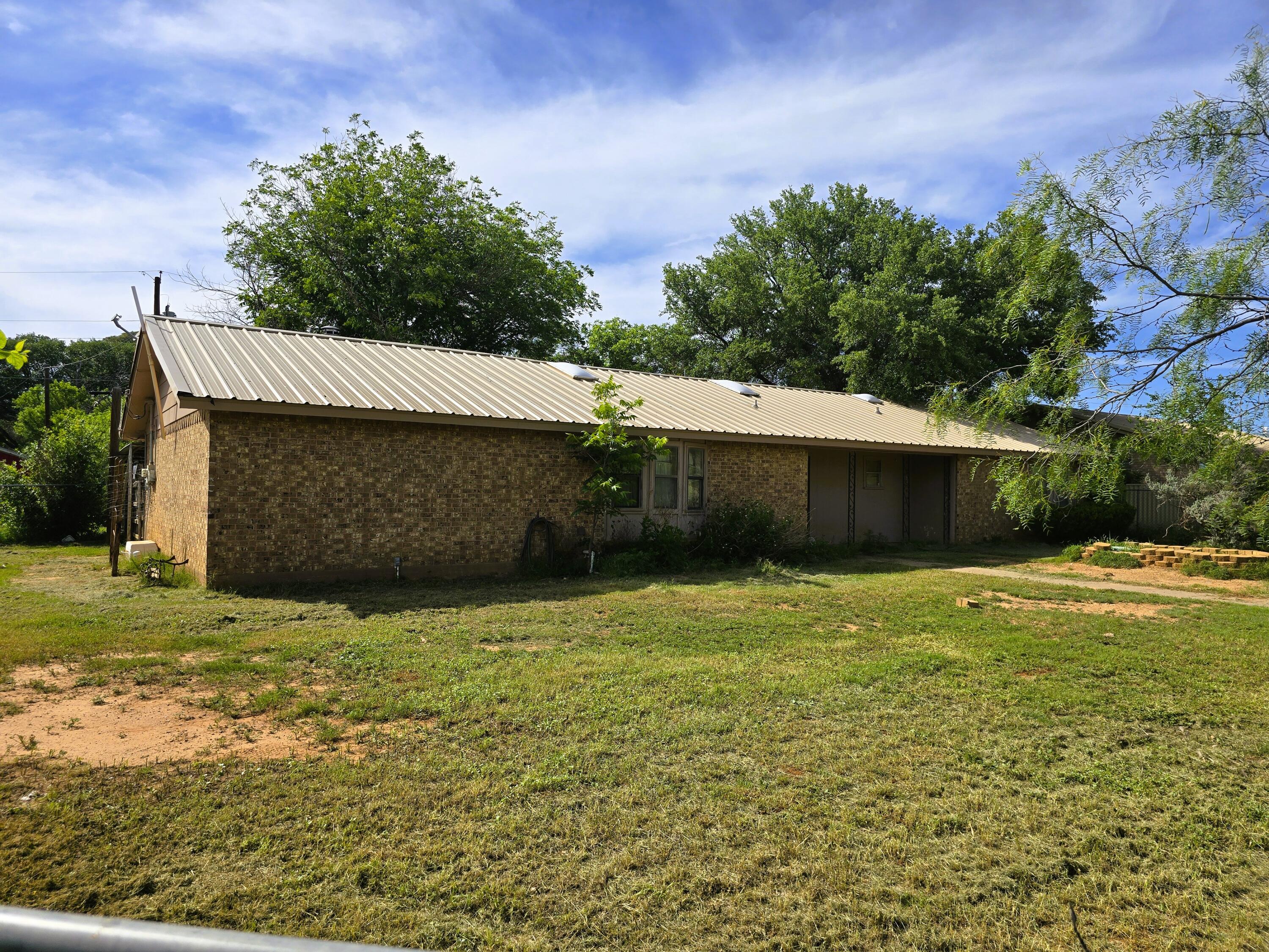 324 Briarwood Drive Property Photo 1
