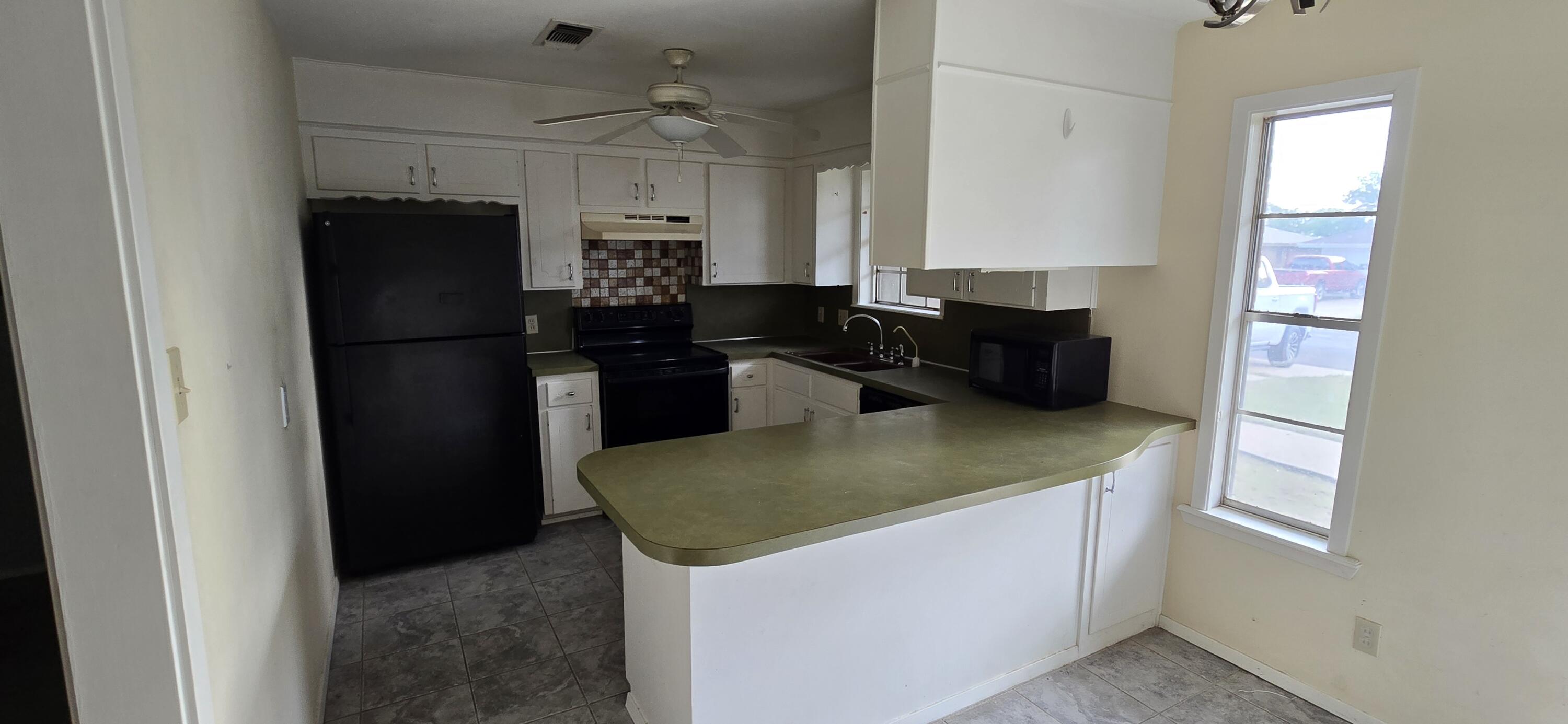 1609 Catalina Drive Property Photo 3