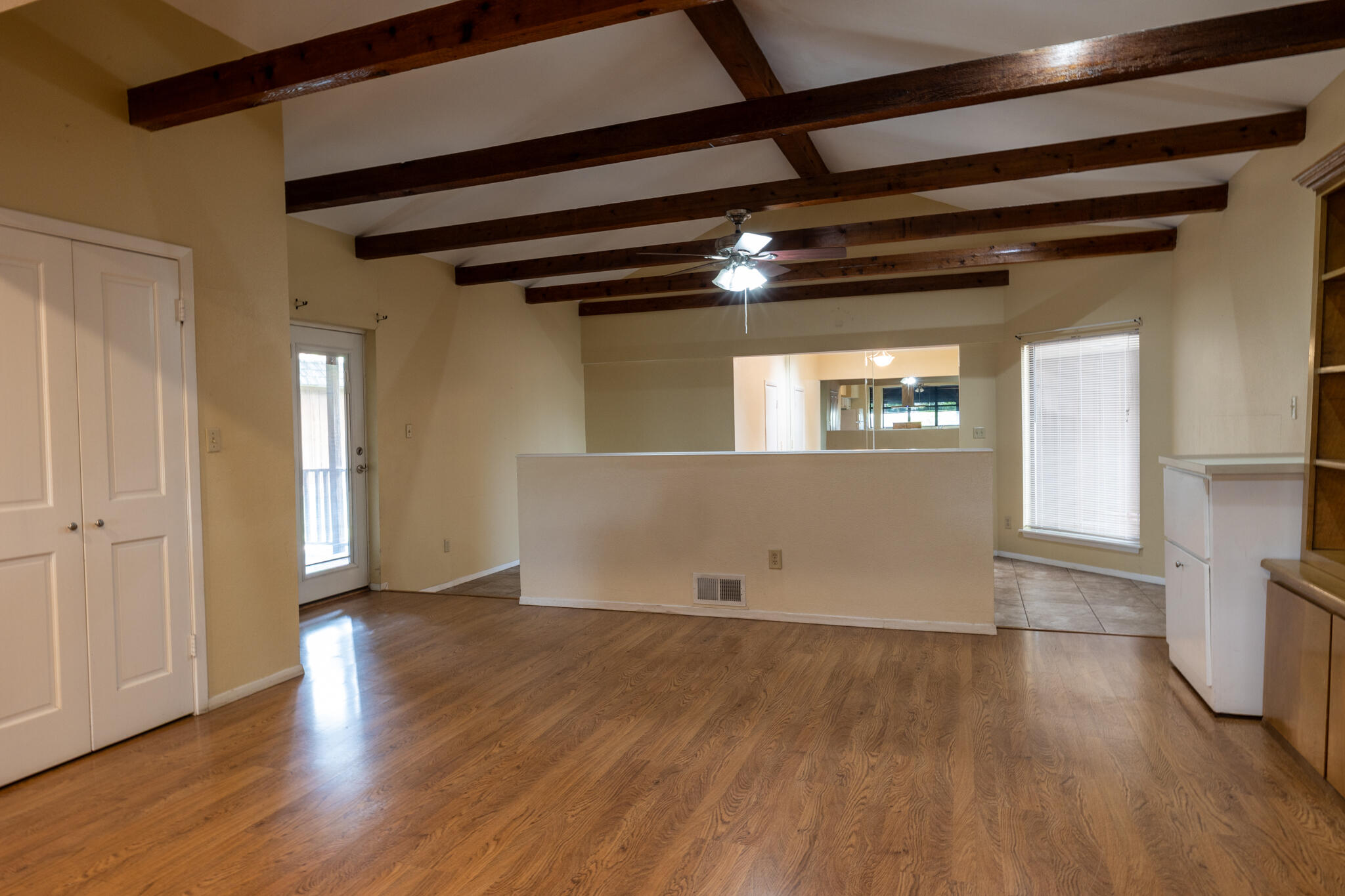 304 Avenue D Property Photo 16