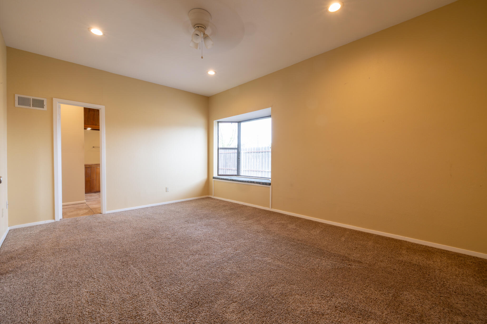 304 Avenue D Property Photo 22