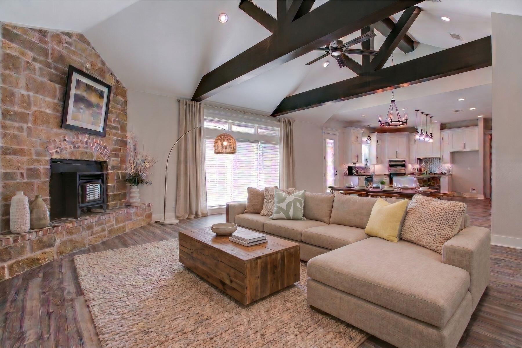 3055 Champions Circle Property Photo 2