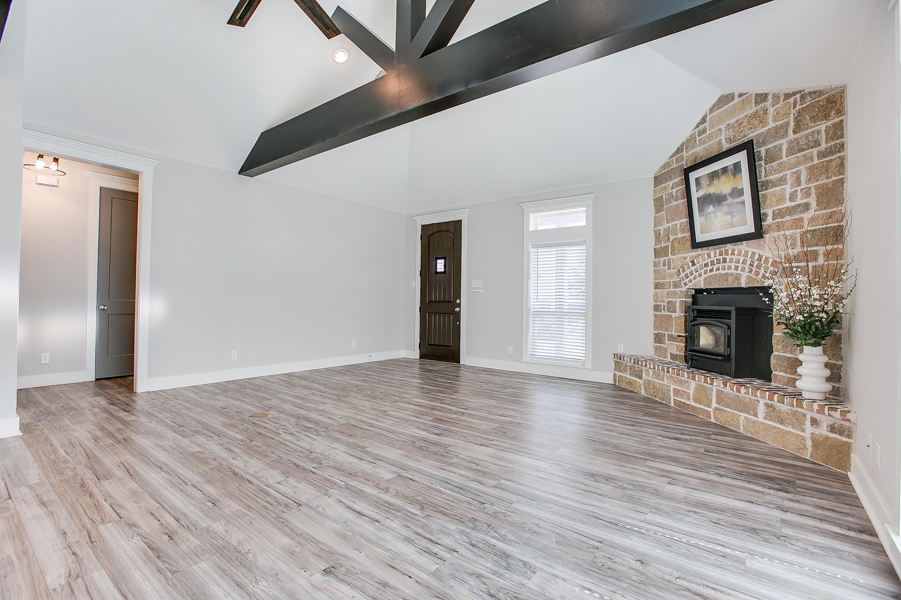 3055 Champions Circle Property Photo 9